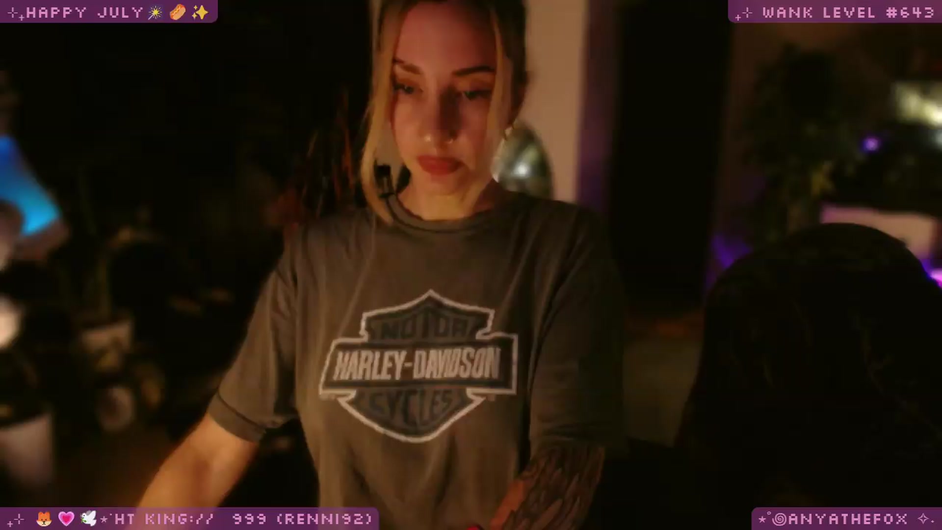 Gallery image thumbnail from LoveDove's myfreecams stream on, 07/02/2026, 08:07 image 13 of 20