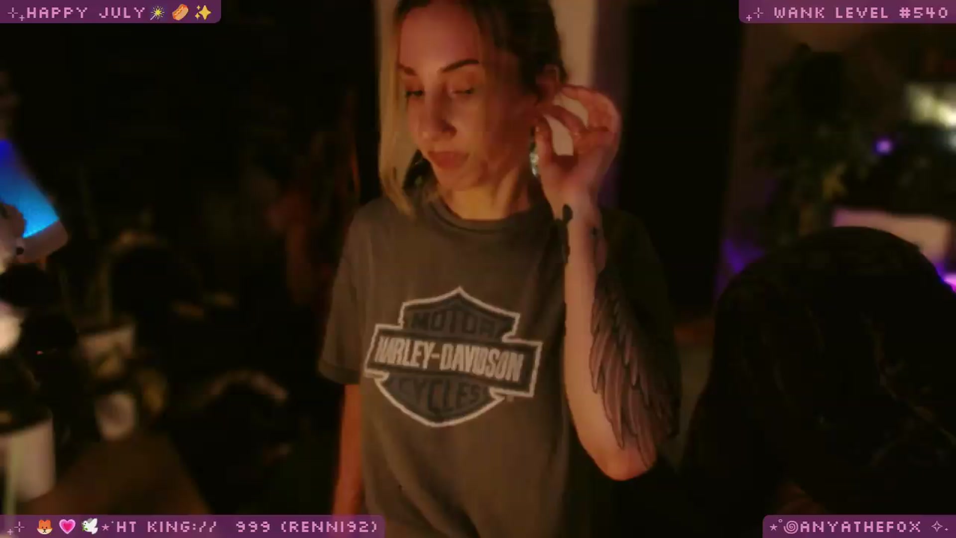 Gallery image thumbnail from LoveDove's myfreecams stream on, 07/02/2026, 08:07 image 15 of 20