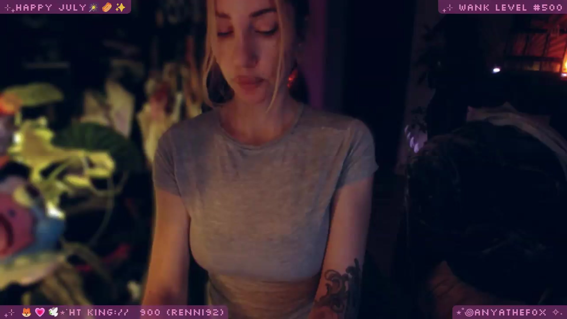 Gallery image thumbnail from LoveDove's myfreecams stream on, 07/04/2026, 07:30 image 12 of 20