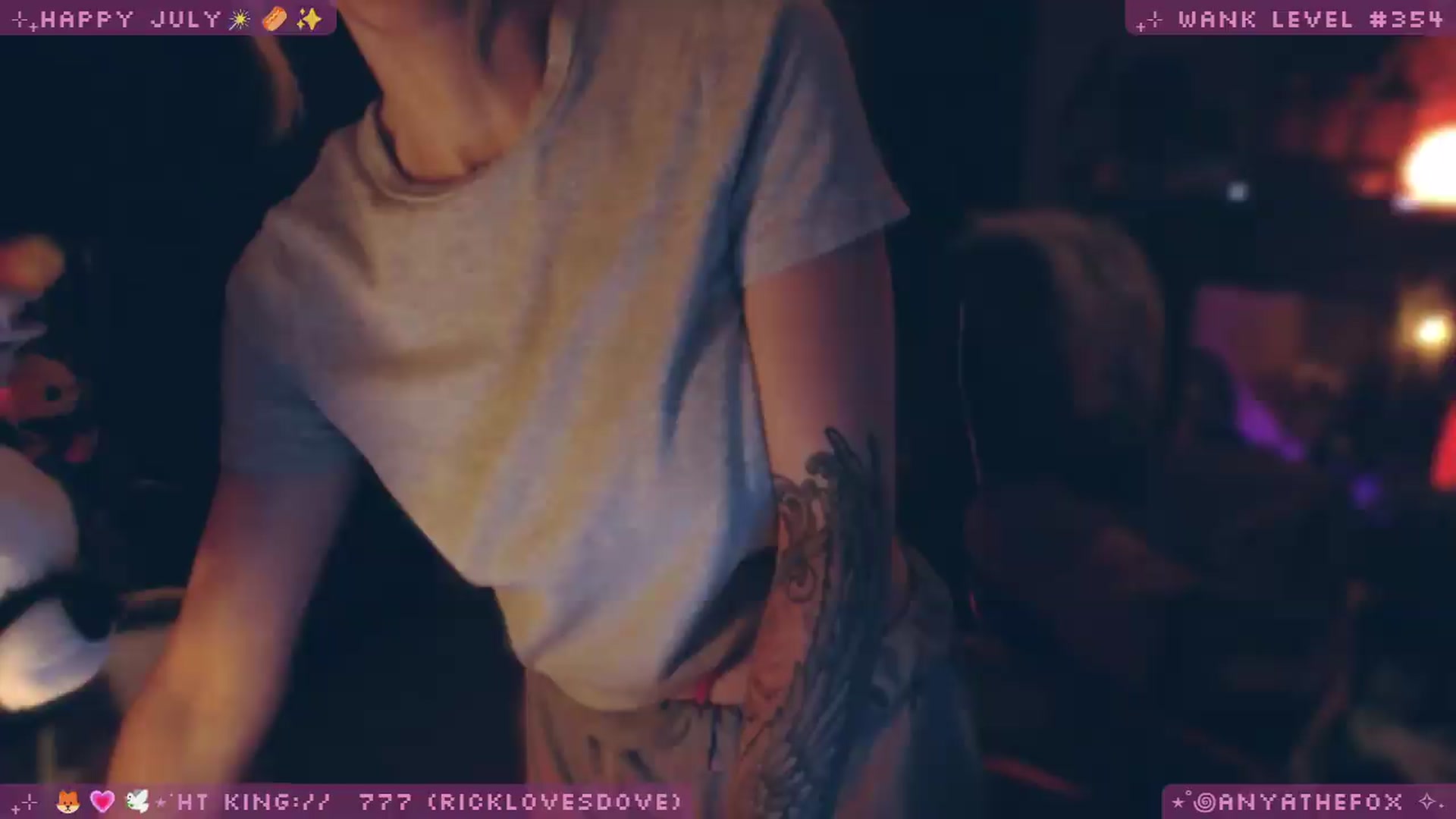 Gallery image thumbnail from LoveDove's myfreecams stream on, 07/18/2026, 09:40 image 1 of 20