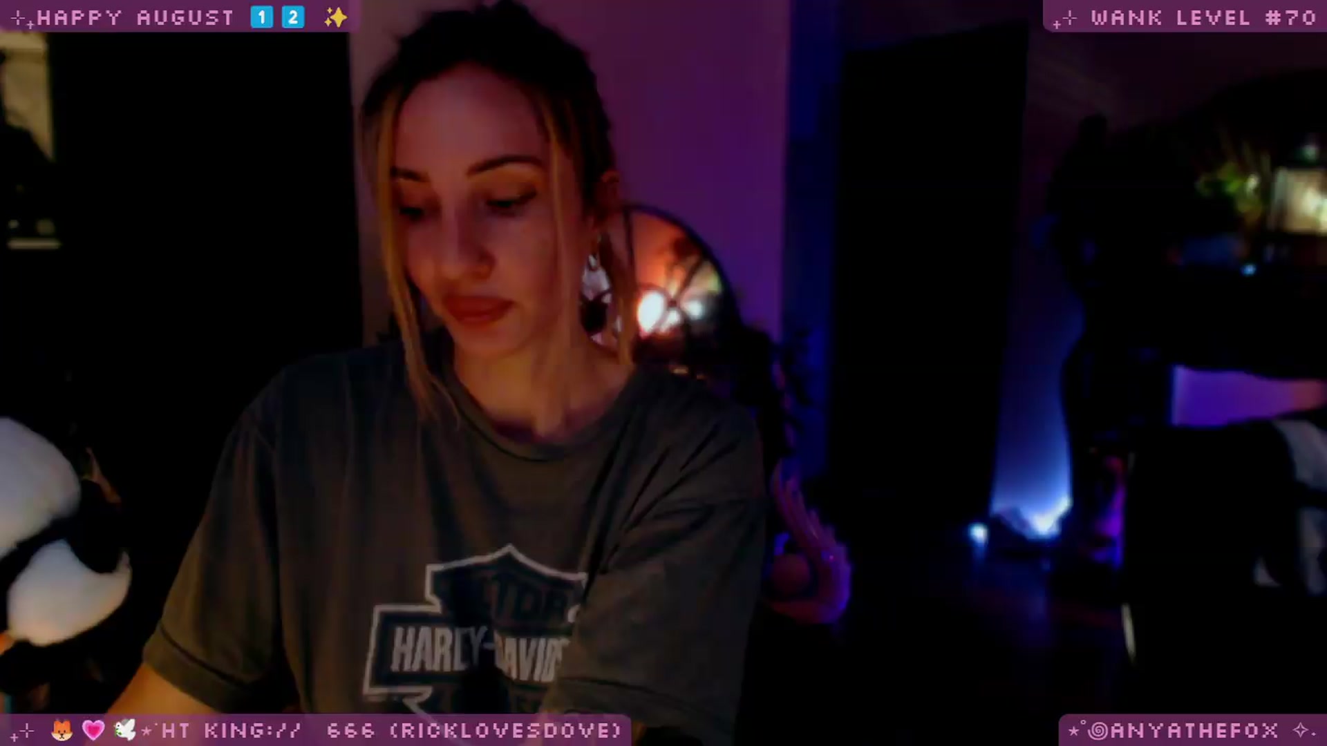 Gallery image thumbnail from LoveDove's myfreecams stream on, 08/01/2026, 09:40 image 2 of 20