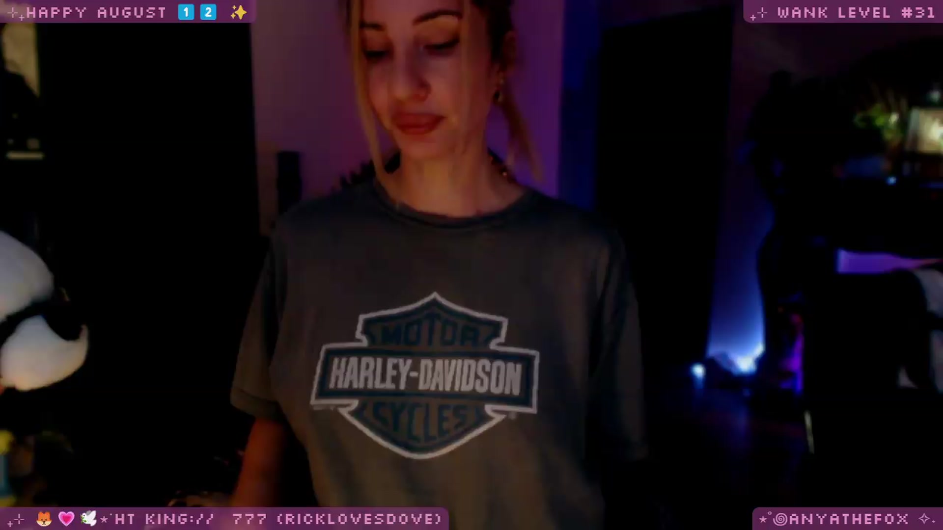 Gallery image thumbnail from LoveDove's myfreecams stream on, 08/01/2026, 09:40 image 6 of 20