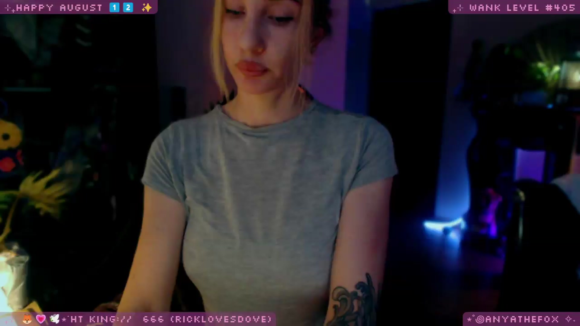 Gallery image thumbnail from LoveDove's myfreecams stream on, 08/06/2026, 07:51 image 13 of 20
