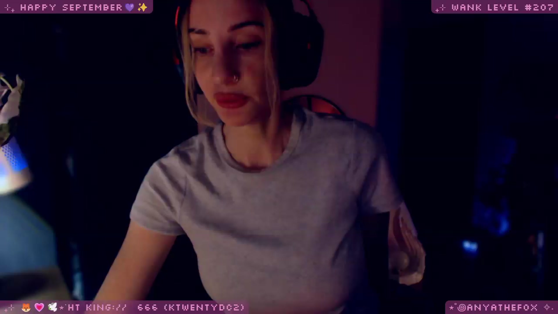 Gallery image thumbnail from LoveDove's myfreecams stream on, 09/13/2026, 09:35 image 3 of 20