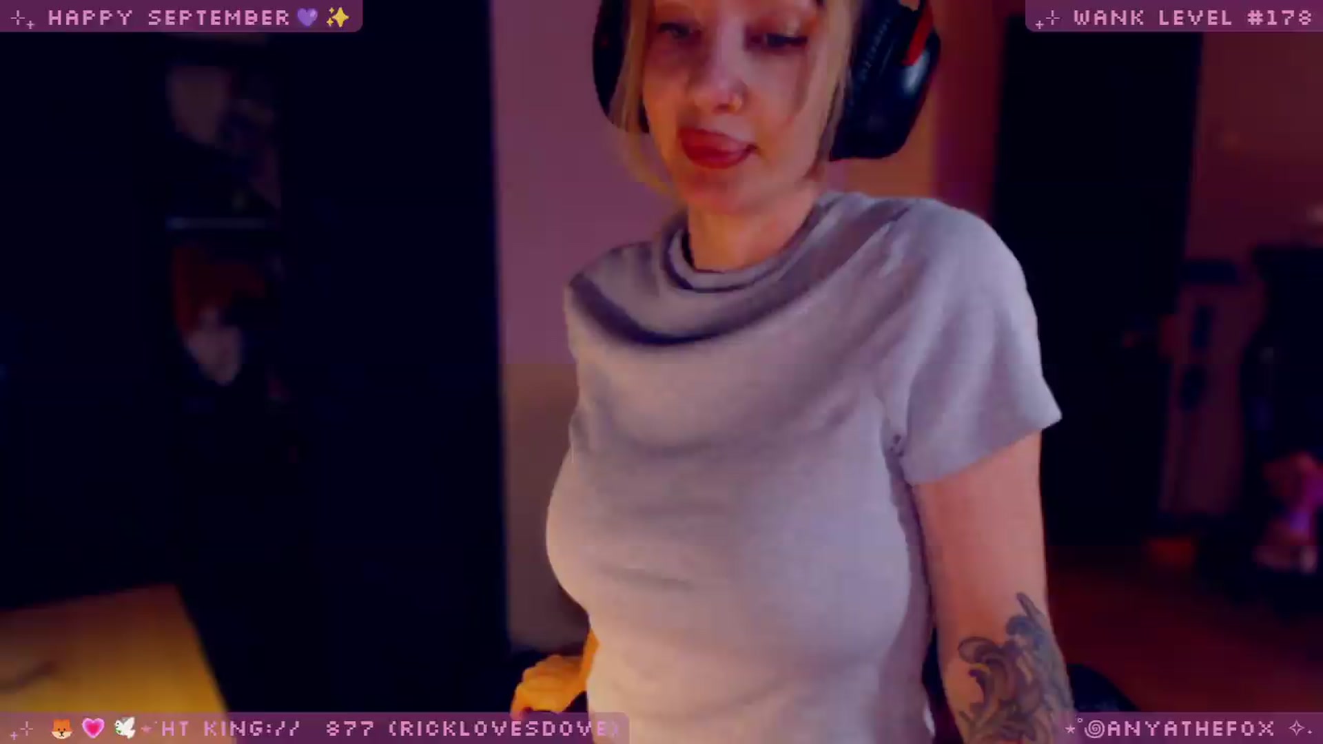Gallery image thumbnail from LoveDove's myfreecams stream on, 09/20/2026, 07:56 image 10 of 20
