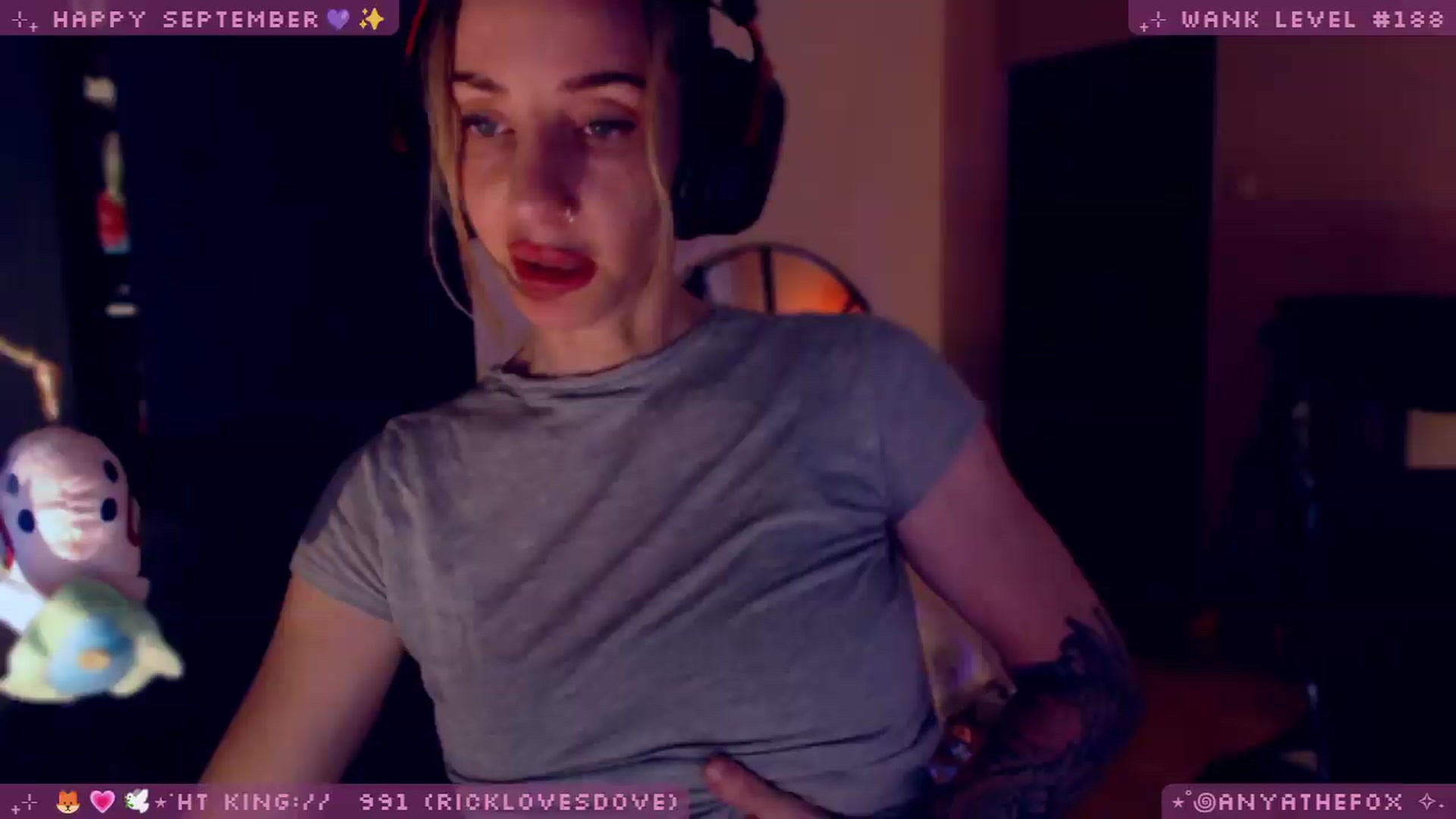 Gallery image thumbnail from LoveDove's myfreecams stream on, 09/27/2026, 09:22 image 12 of 20