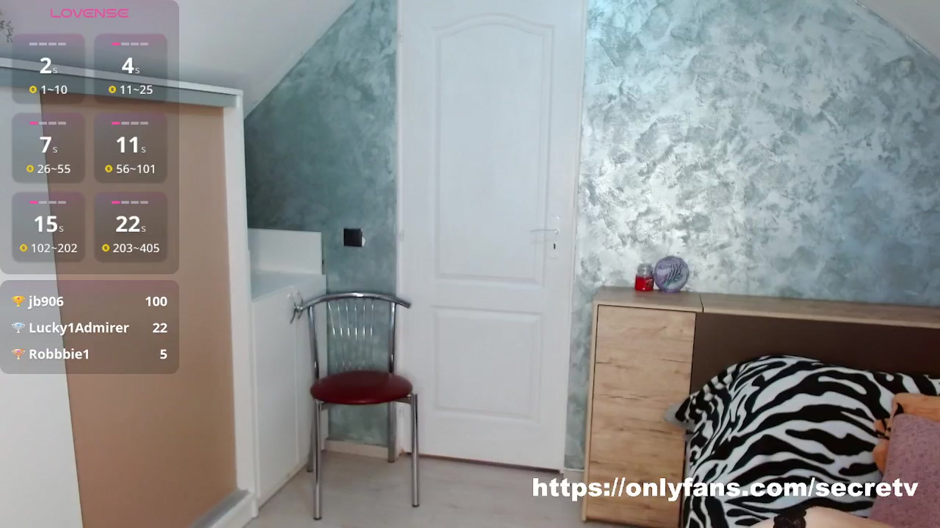 Gallery image thumbnail from LoveHeleny's myfreecams stream on, 04/17/2025, 12:40 image 16 of 20
