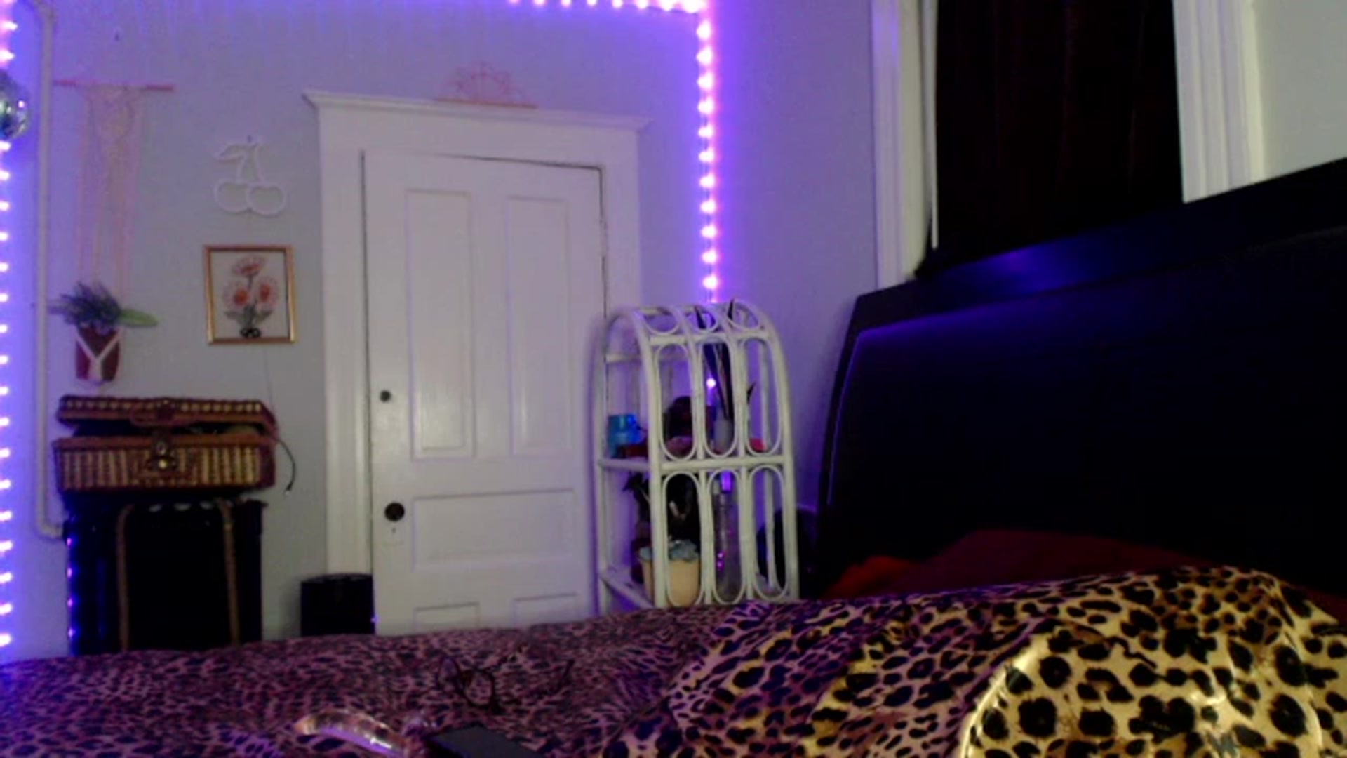 Gallery image thumbnail from LoveKylie's myfreecams stream on, 02/16/2023, 07:02 image 20 of 20