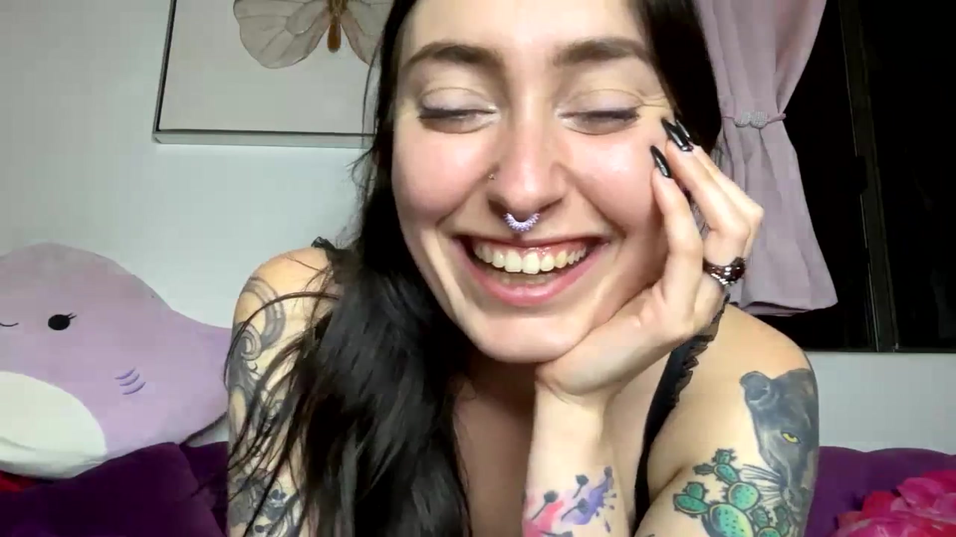 Gallery image thumbnail from LoveLondon's myfreecams stream on, 03/01/2024, 10:27 image 2 of 20