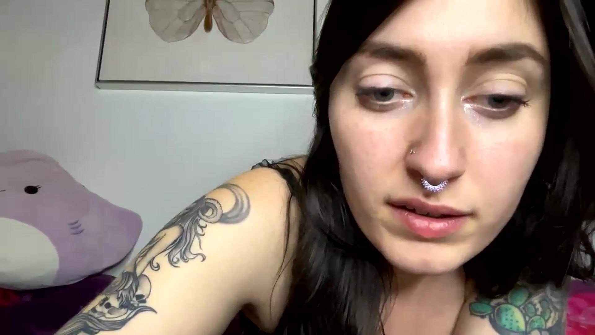 Gallery image thumbnail from LoveLondon's myfreecams stream on, 03/01/2024, 10:27 image 12 of 20