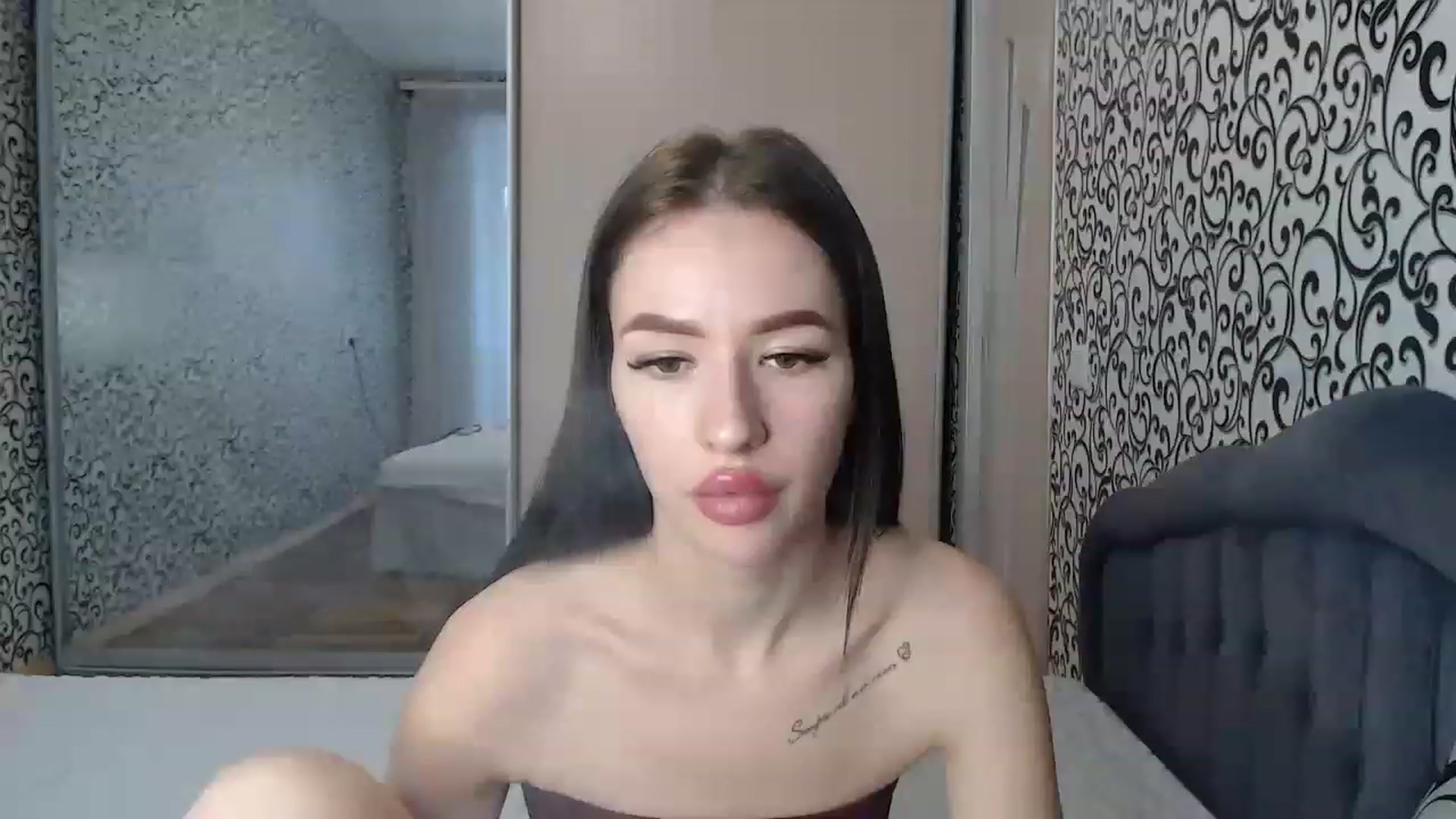 Gallery image thumbnail from LoveLovee111's myfreecams stream on, 01/29/2023, 12:50 image 16 of 20