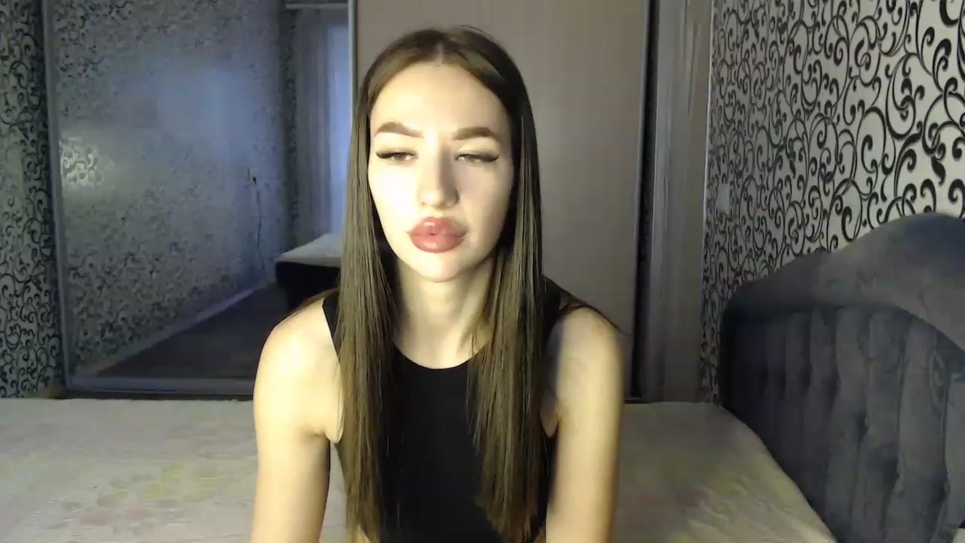 Gallery image thumbnail from LoveLovee111's myfreecams stream on, 02/17/2023, 14:15 image 2 of 20