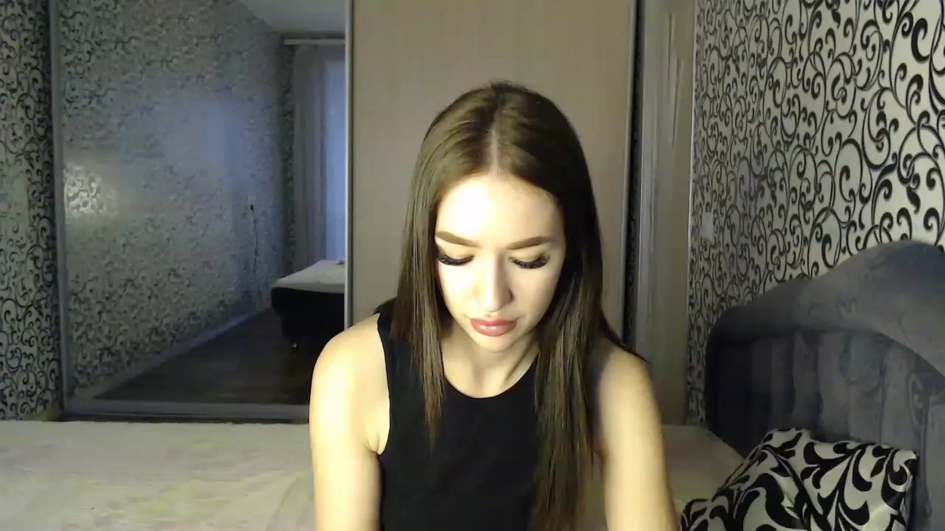 Gallery image thumbnail from LoveLovee111's myfreecams stream on, 02/17/2023, 14:15 image 19 of 20