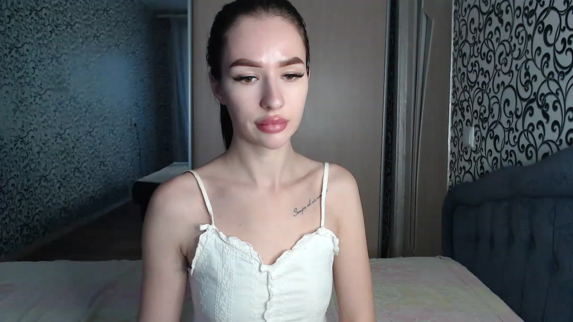 Gallery image thumbnail from LoveLovee111's myfreecams stream on, 03/03/2023, 14:48 image 15 of 20