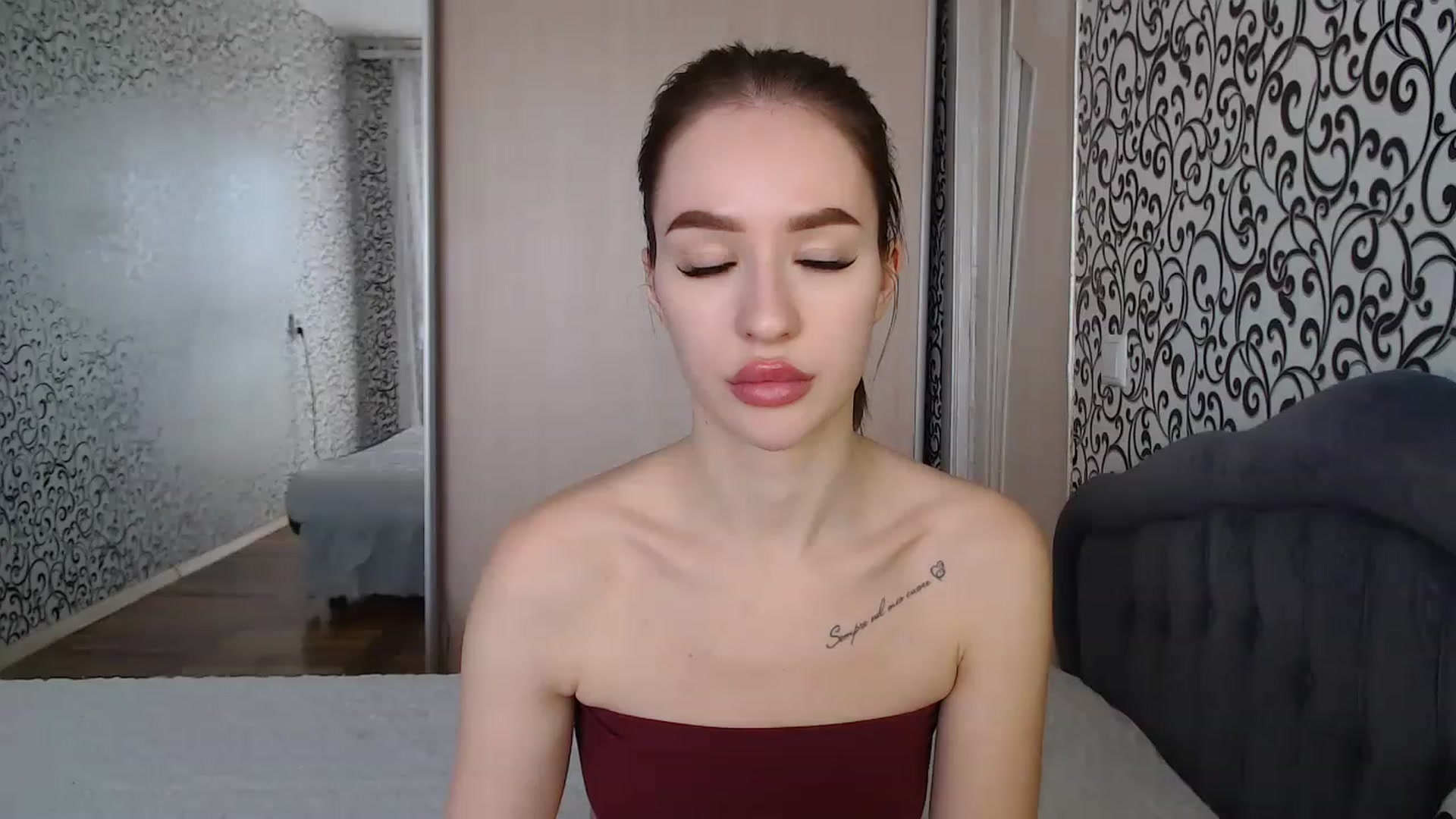 Gallery image thumbnail from LoveLovee111's myfreecams stream on, 03/04/2023, 12:10 image 7 of 20