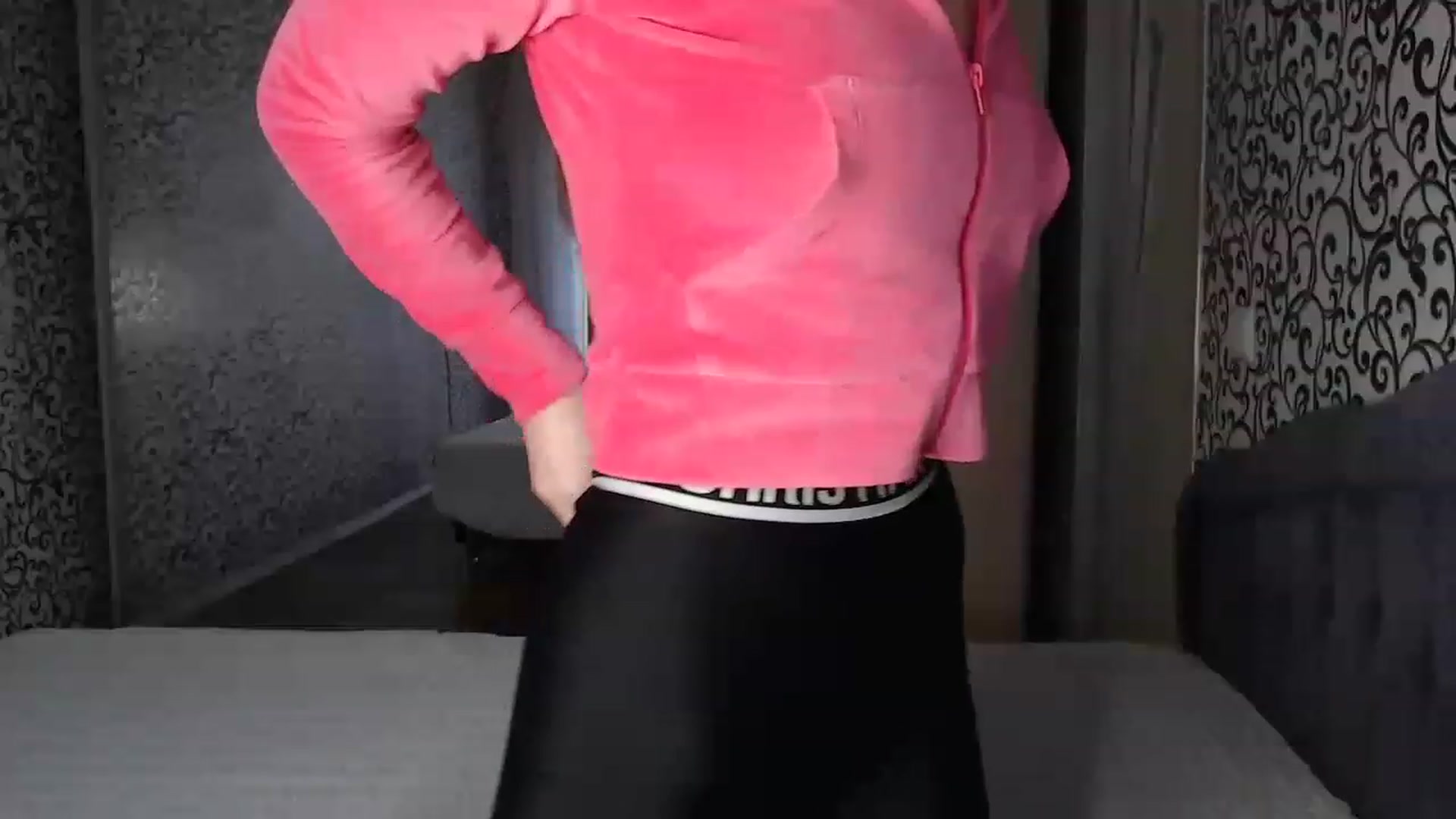 Gallery image thumbnail from LoveLovee111's myfreecams stream on, 04/28/2023, 13:02 image 2 of 20