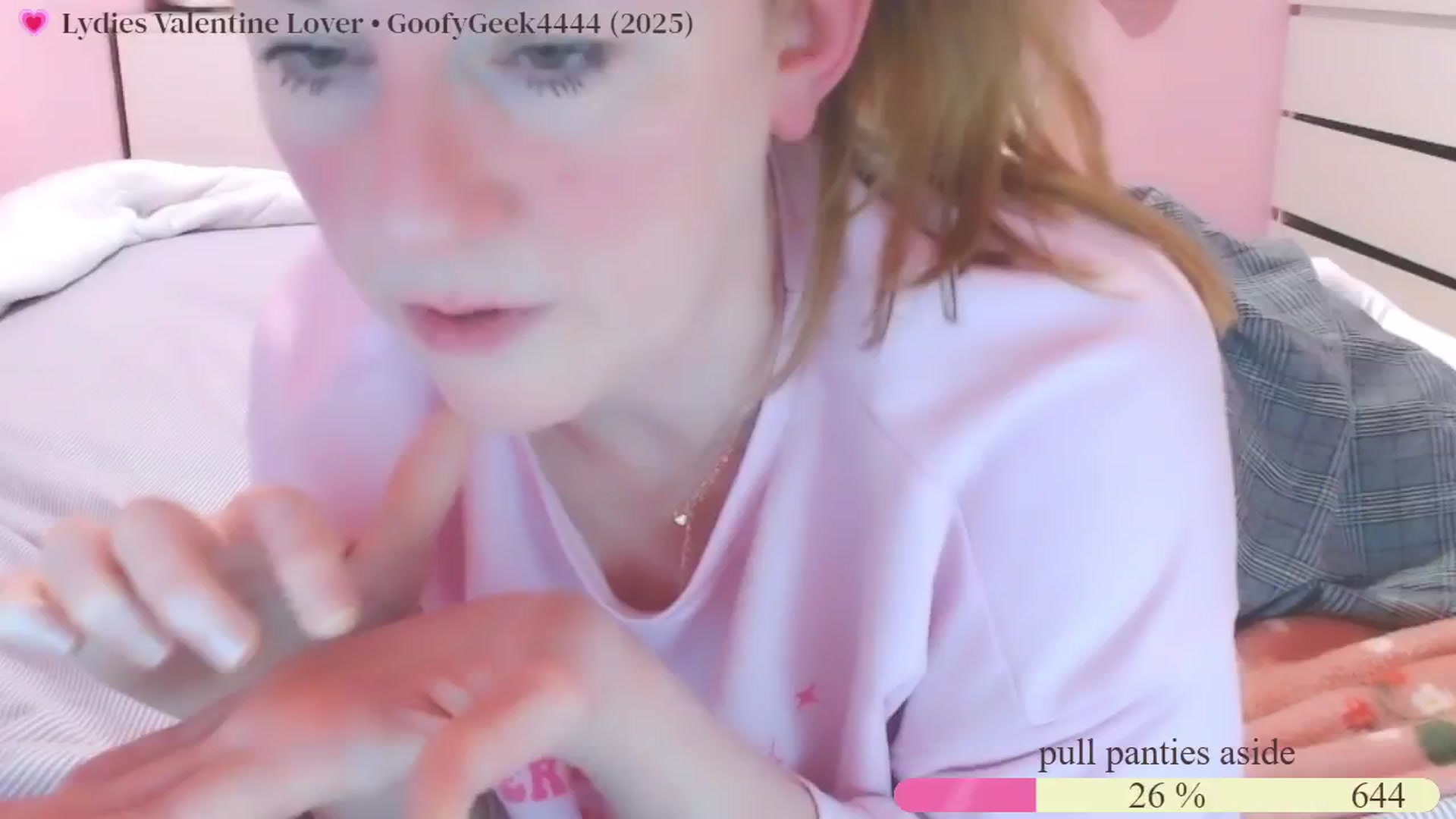 Gallery image thumbnail from LoveNote's myfreecams stream on, 02/07/2025, 22:27 image 10 of 20