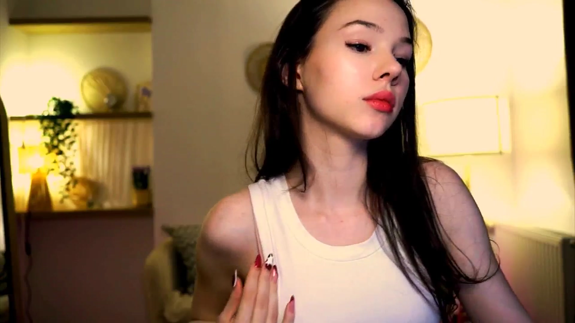 Gallery image thumbnail from LovePilll's myfreecams stream on, 05/10/2025, 18:14 image 12 of 20