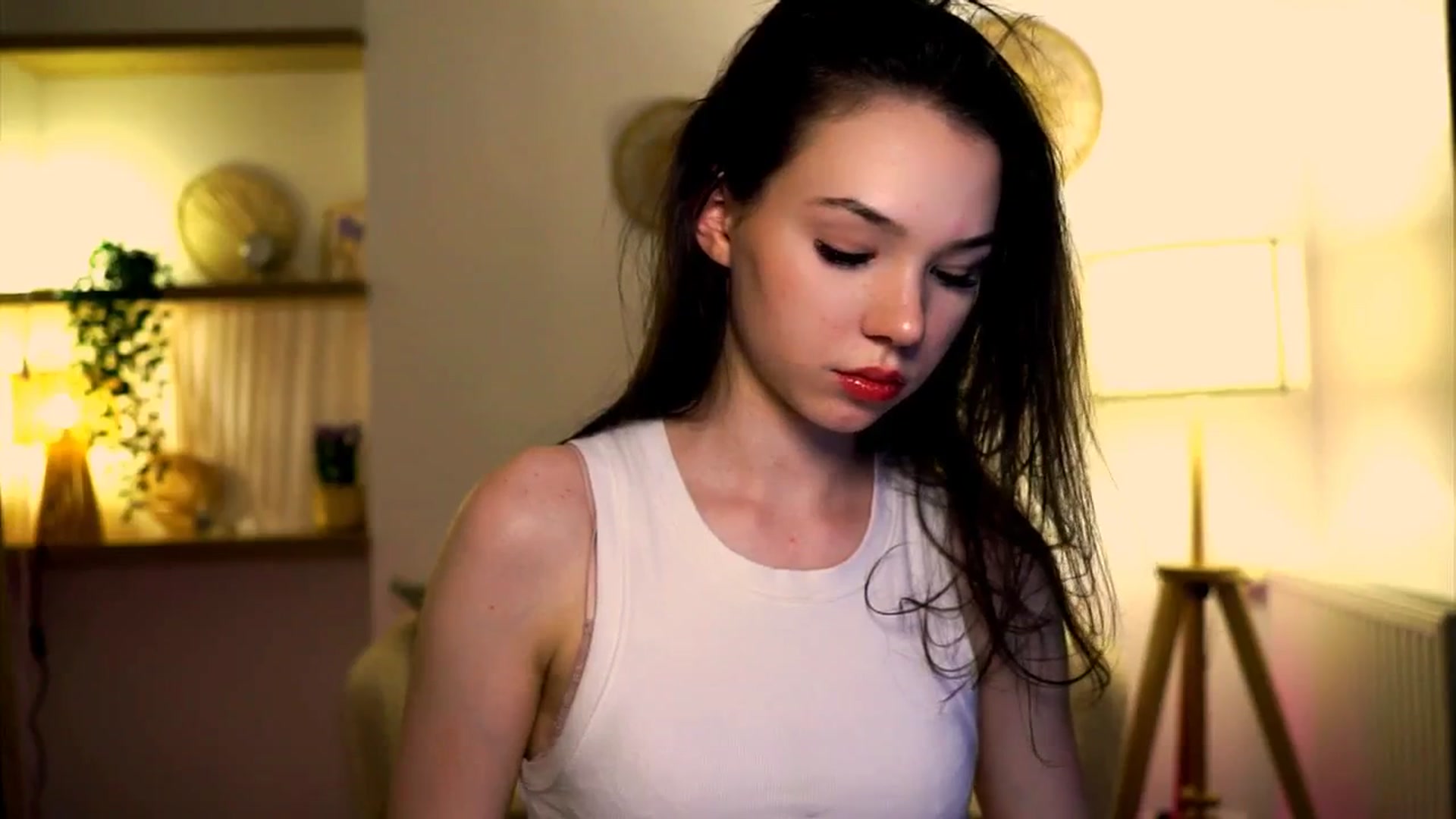 Gallery image thumbnail from LovePilll's myfreecams stream on, 05/10/2025, 18:14 image 5 of 20
