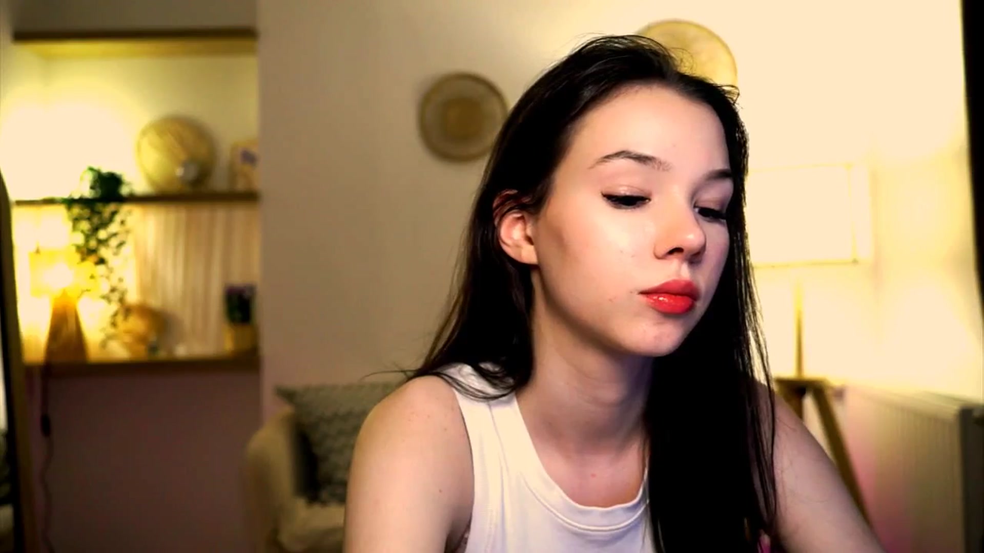 Gallery image thumbnail from LovePilll's myfreecams stream on, 05/10/2025, 18:14 image 10 of 20