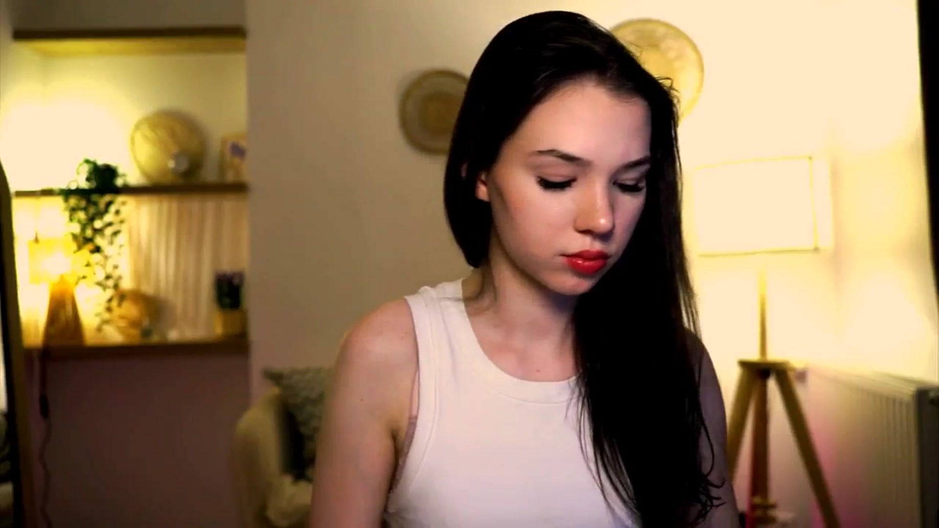 Gallery image thumbnail from LovePilll's myfreecams stream on, 05/10/2025, 18:14 image 11 of 20