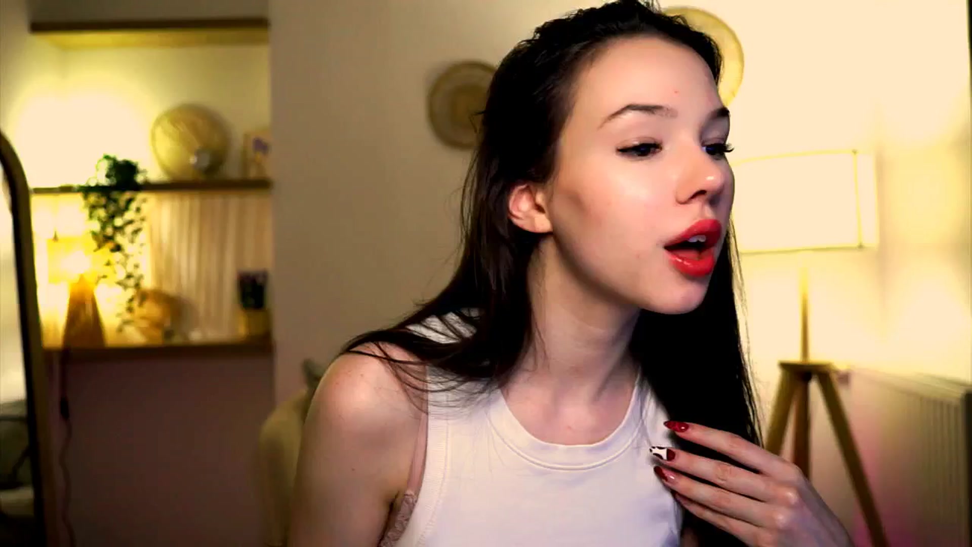 Gallery image thumbnail from LovePilll's myfreecams stream on, 05/10/2025, 21:32 image 1 of 20