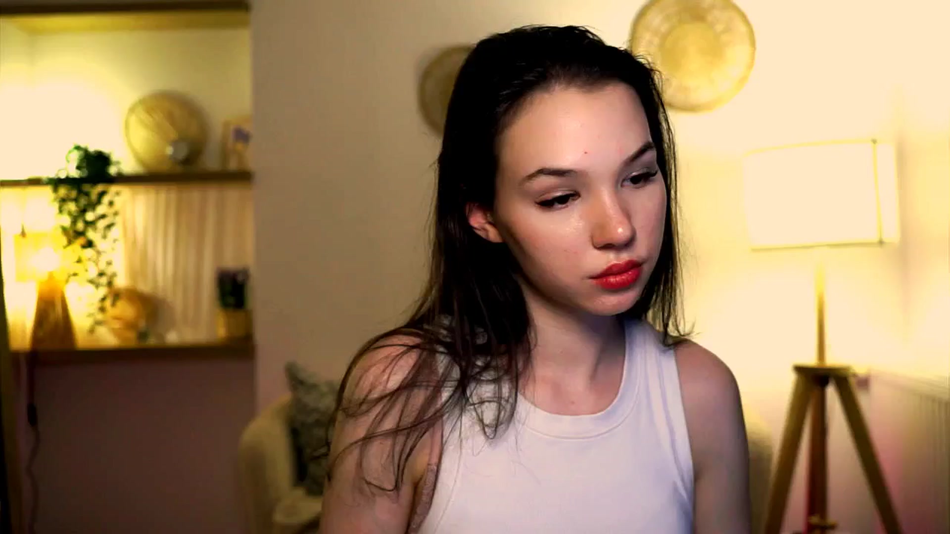 Gallery image thumbnail from LovePilll's myfreecams stream on, 05/10/2025, 21:32 image 7 of 20