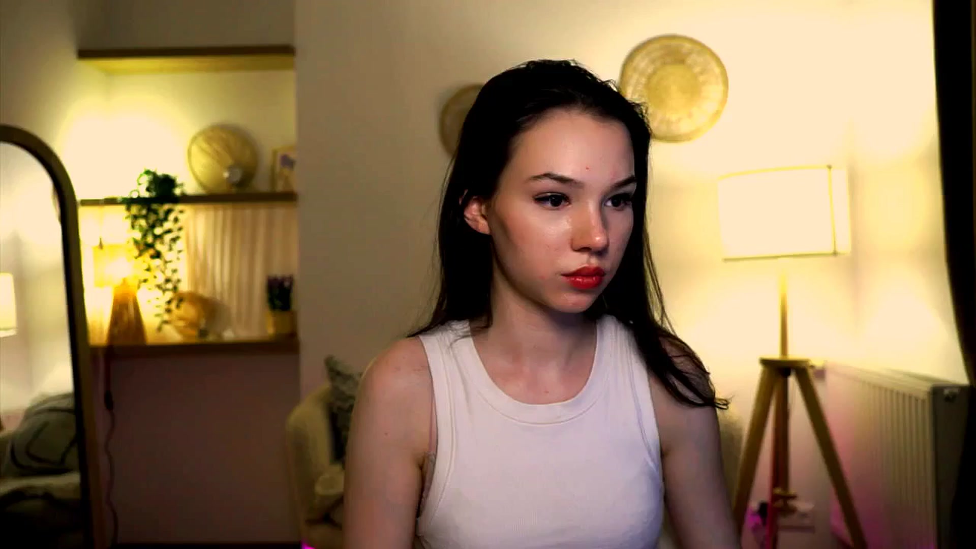 Gallery image thumbnail from LovePilll's myfreecams stream on, 05/10/2025, 21:32 image 6 of 20