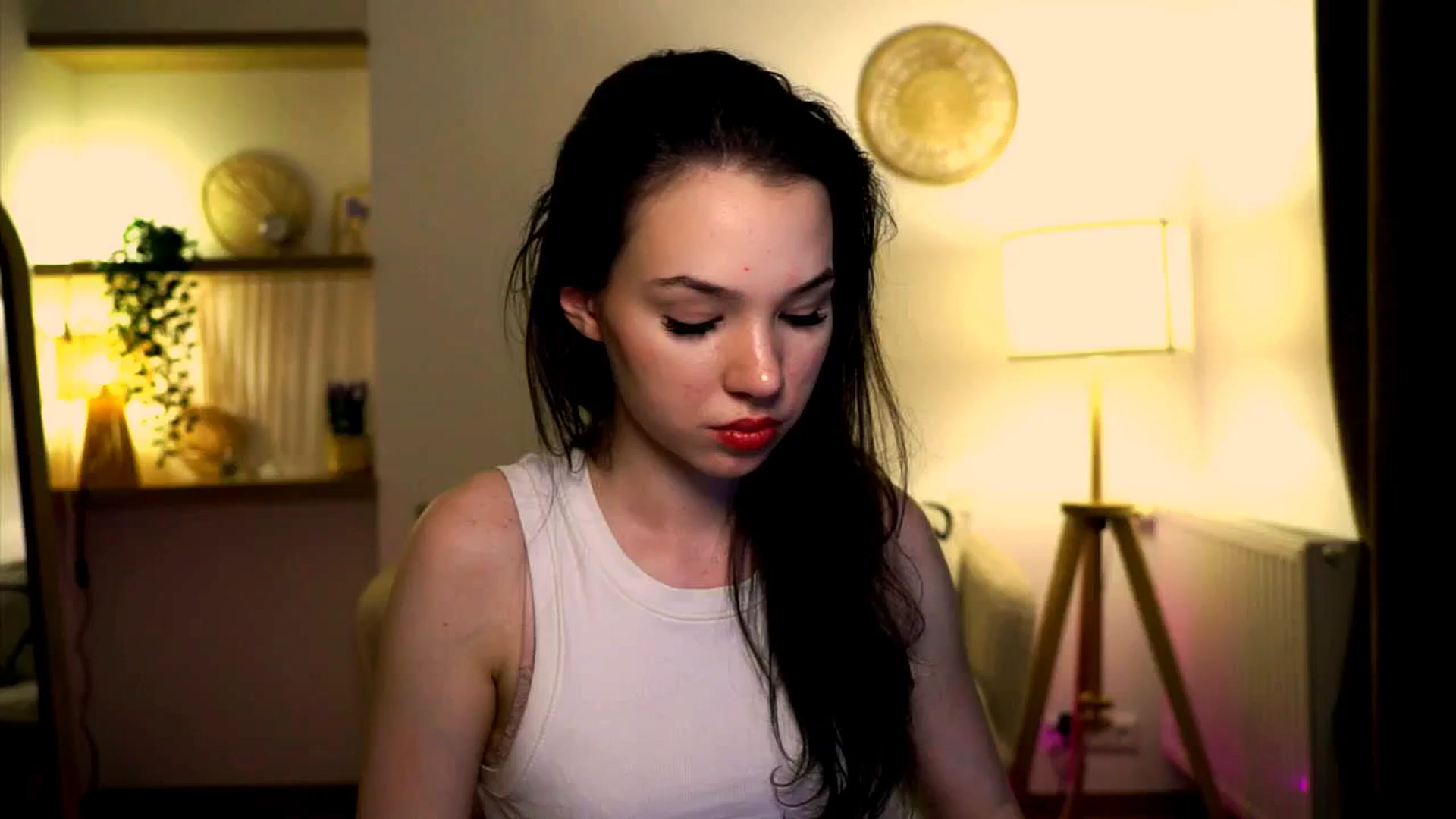 Gallery image thumbnail from LovePilll's myfreecams stream on, 05/10/2025, 21:32 image 4 of 20