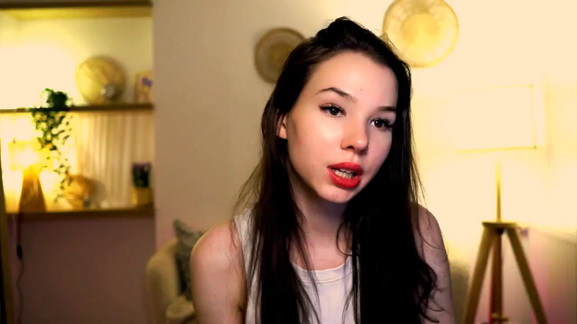 Gallery image thumbnail from LovePilll's myfreecams stream on, 05/10/2025, 21:32 image 9 of 20