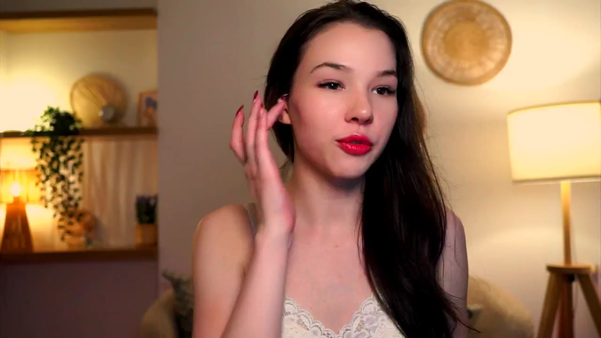 Gallery image thumbnail from LovePilll's myfreecams stream on, 05/16/2025, 17:13 image 7 of 20