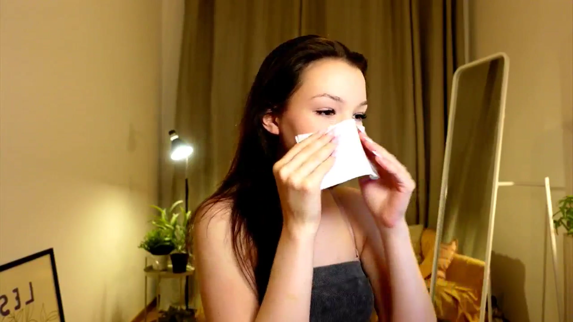 Gallery image thumbnail from LovePilll's myfreecams stream on, 06/15/2025, 19:34 image 3 of 20