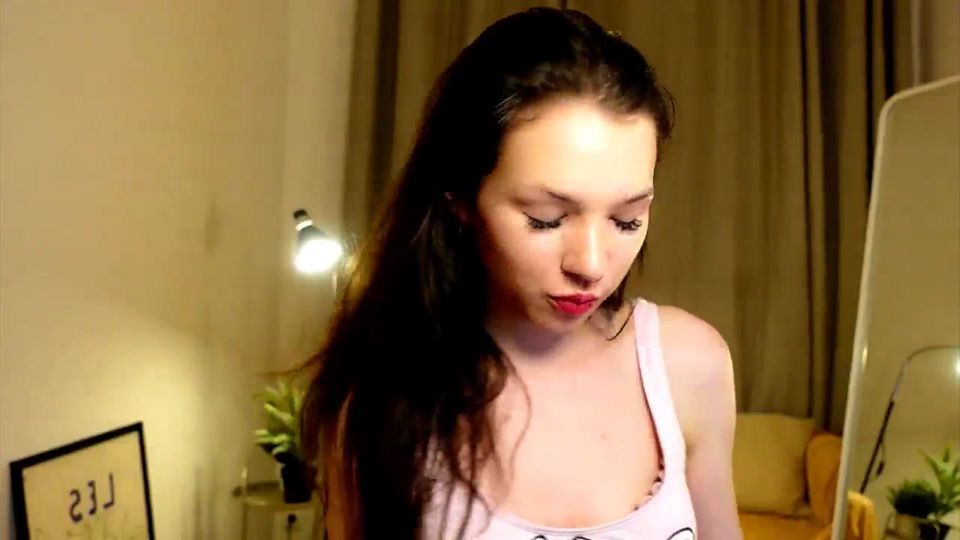 Gallery image thumbnail from LovePilll's myfreecams stream on, 06/25/2025, 22:18 image 20 of 20