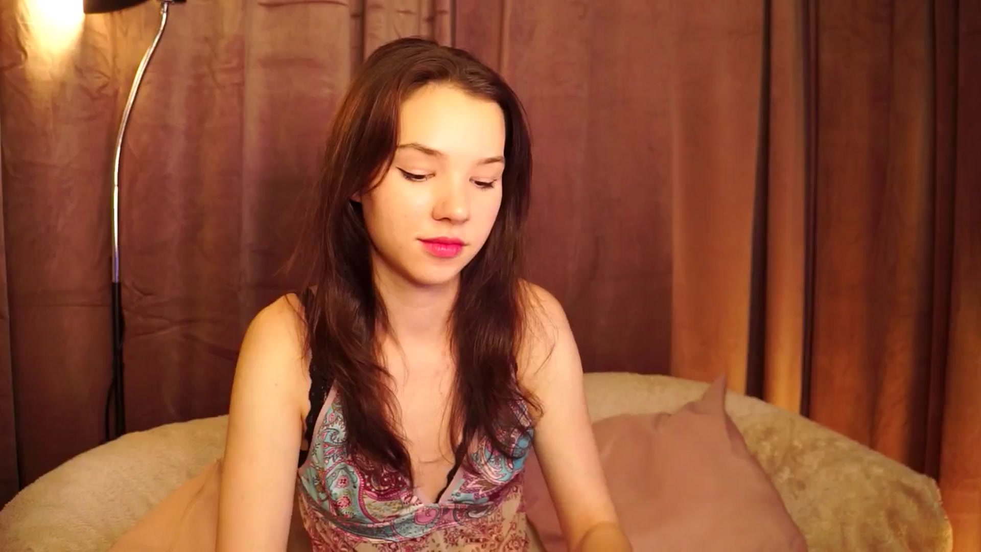 Gallery image thumbnail from LovePilll's myfreecams stream on, 08/16/2025, 19:18 image 6 of 20