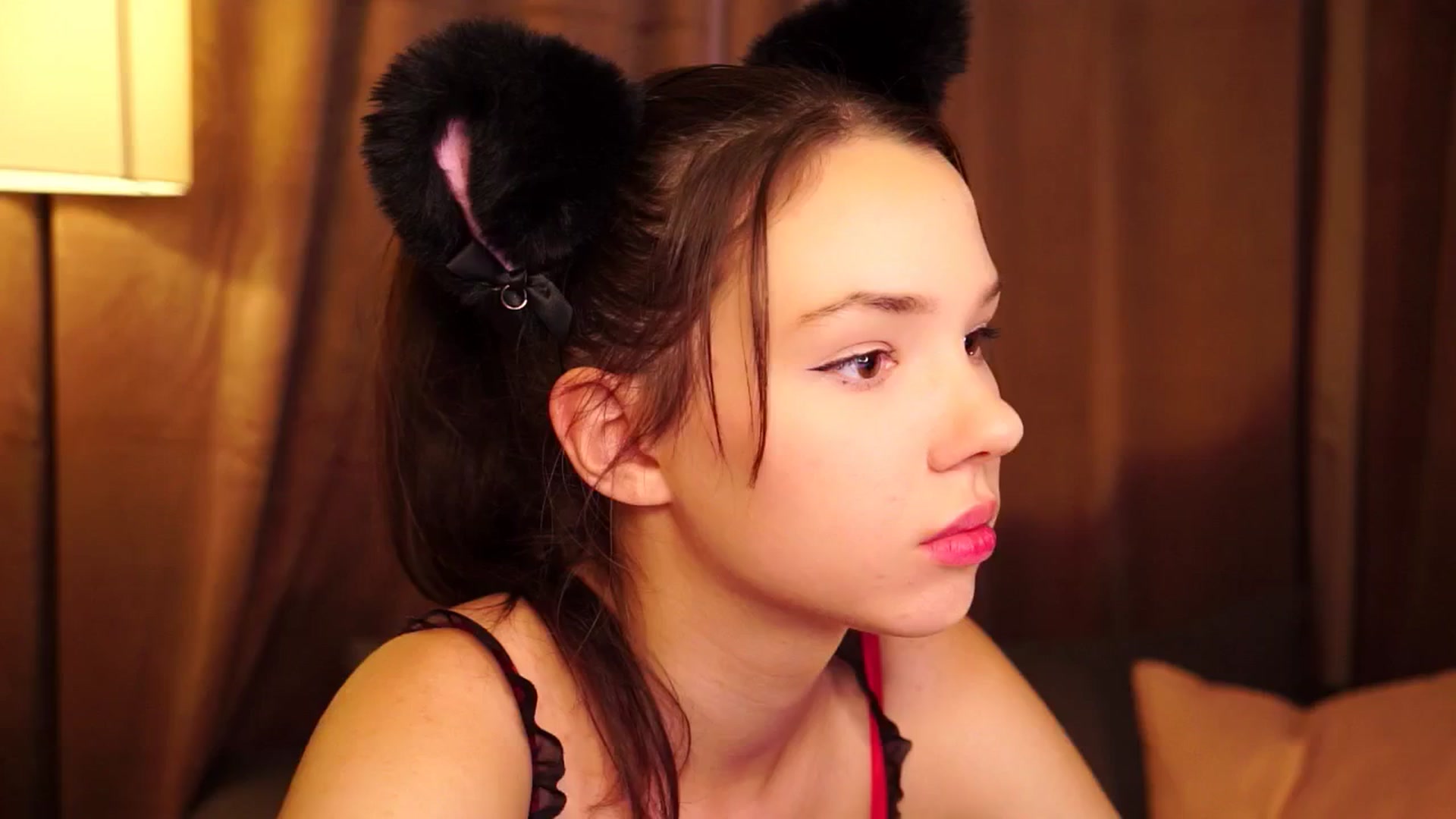 Gallery image thumbnail from LovePilll's myfreecams stream on, 08/27/2025, 23:57 image 14 of 20