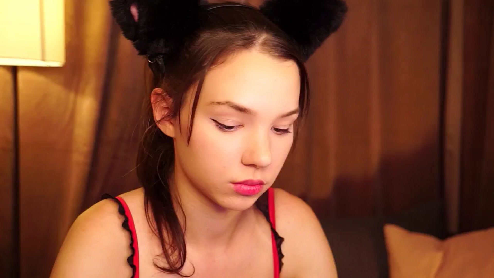 Gallery image thumbnail from LovePilll's myfreecams stream on, 08/27/2025, 23:57 image 12 of 20