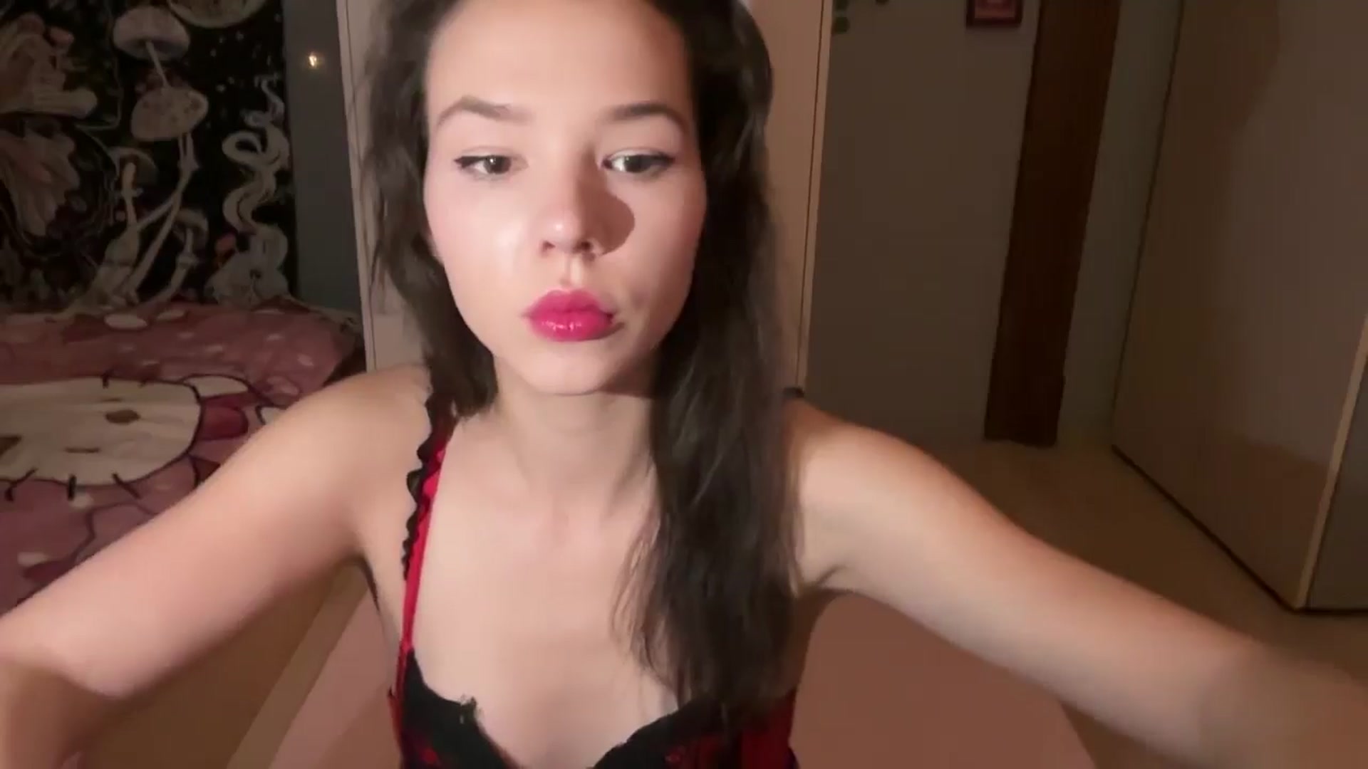 Gallery image thumbnail from LovePilll's myfreecams stream on, 12/22/2025, 18:55 image 7 of 20