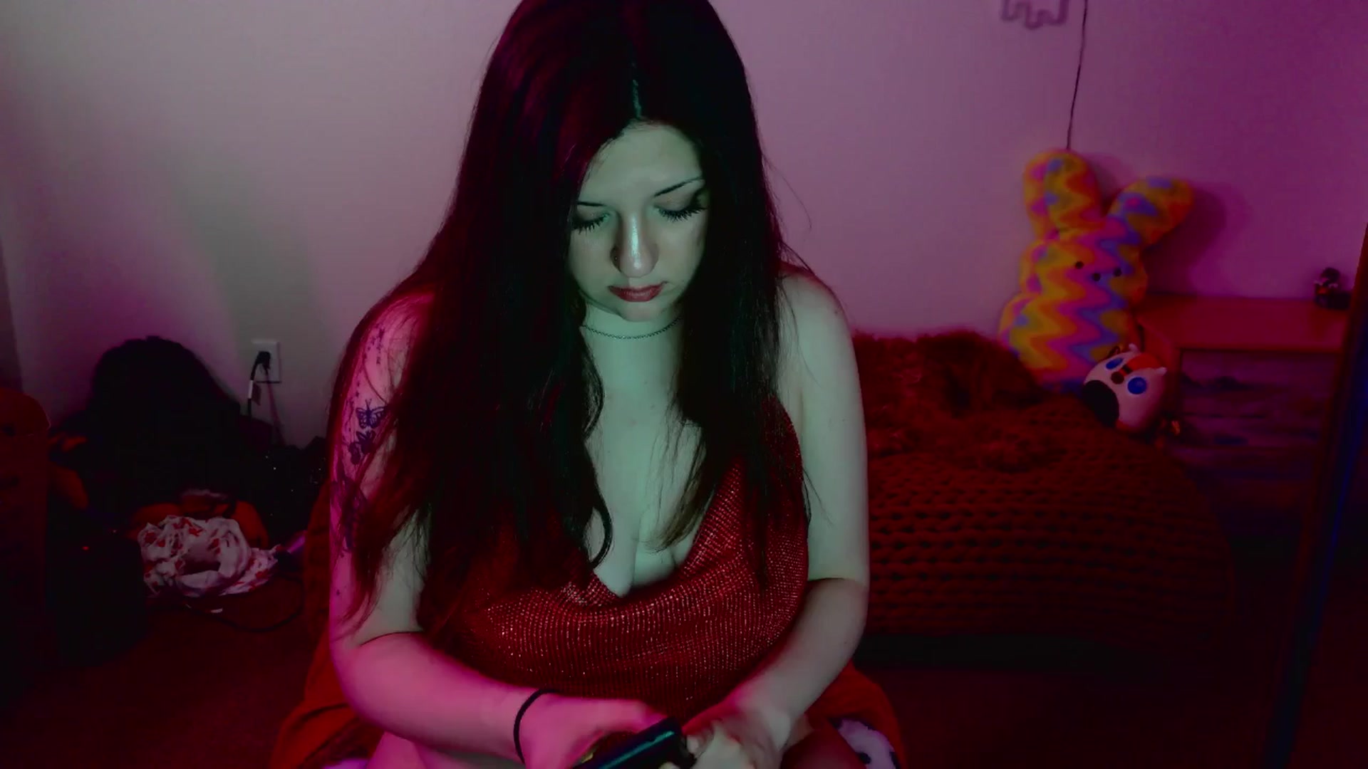 Gallery image thumbnail from LoveSaturnxo's myfreecams stream on, 12/21/2025, 12:41 image 12 of 20