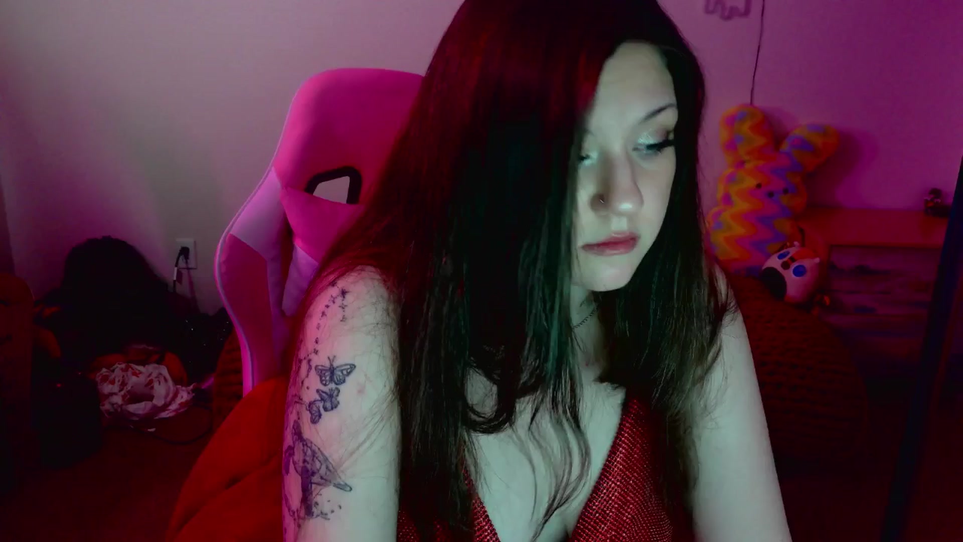 Gallery image thumbnail from LoveSaturnxo's myfreecams stream on, 12/21/2025, 12:41 image 16 of 20