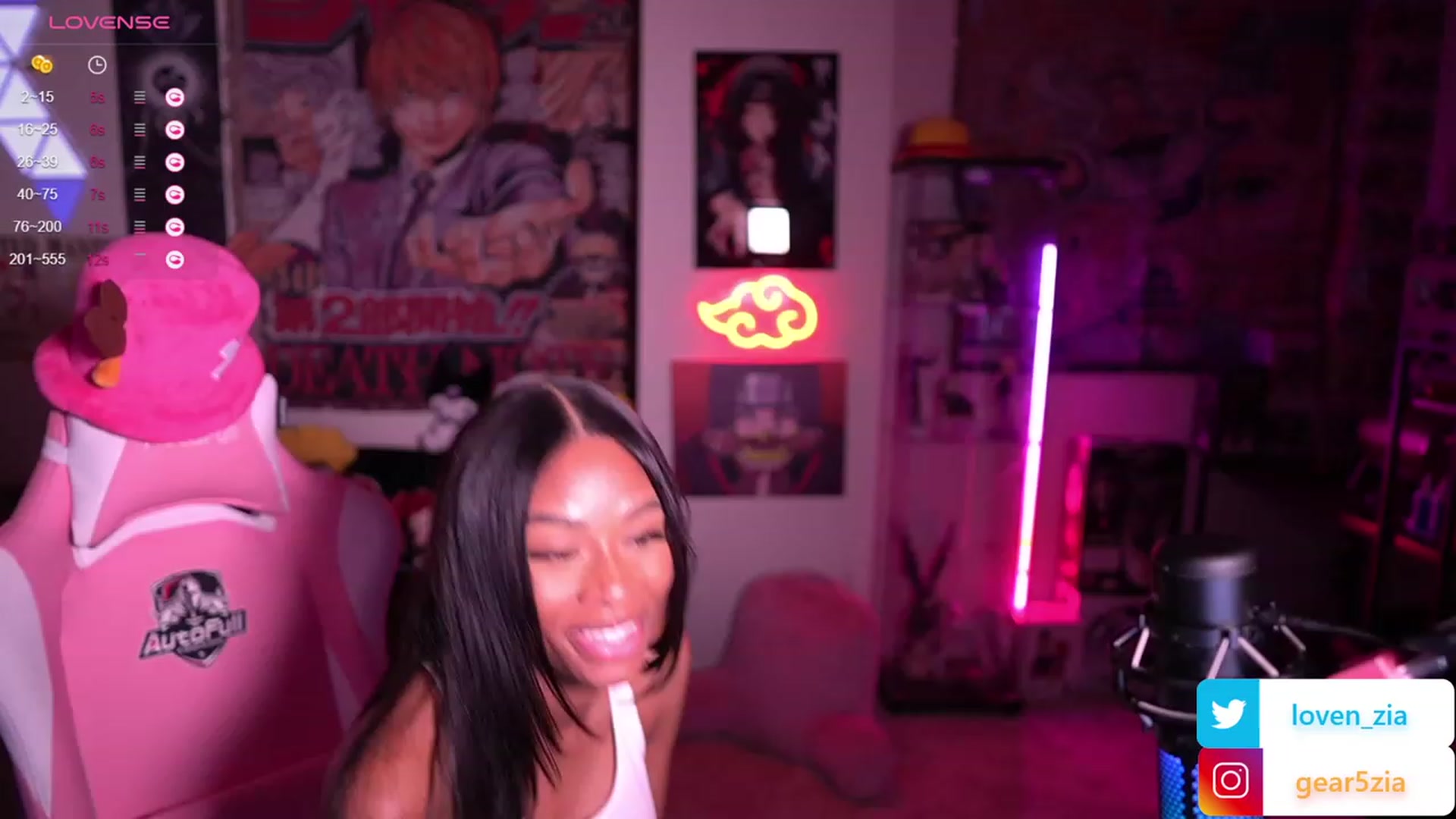 Gallery image thumbnail from LoveZia's myfreecams stream on, 09/25/2023, 04:53 image 17 of 20