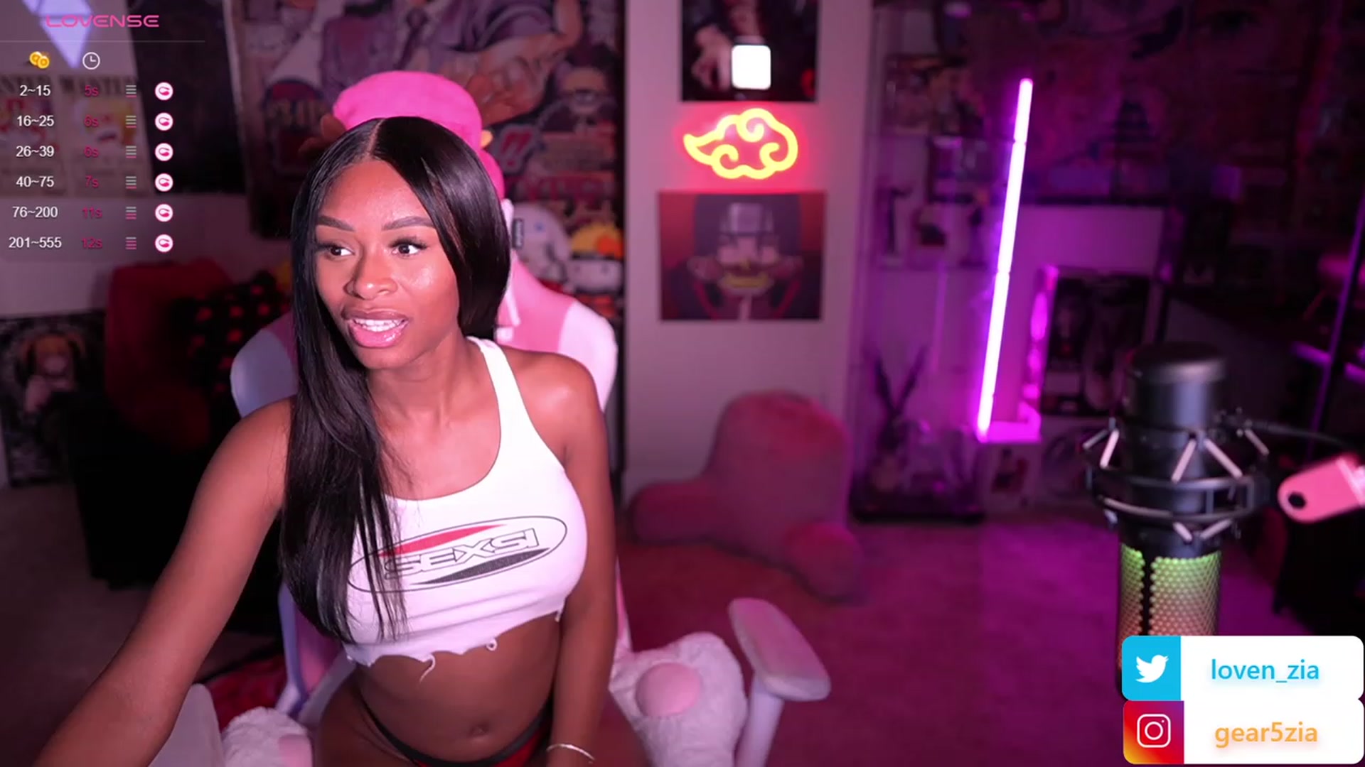 Gallery image thumbnail from LoveZia's myfreecams stream on, 09/25/2023, 05:18 image 2 of 20