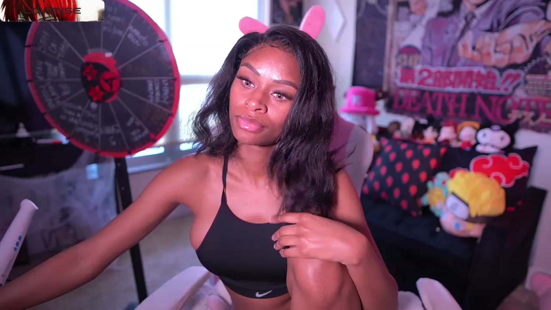 Gallery image thumbnail from LoveZia's myfreecams stream on, 10/23/2023, 20:29 image 15 of 20