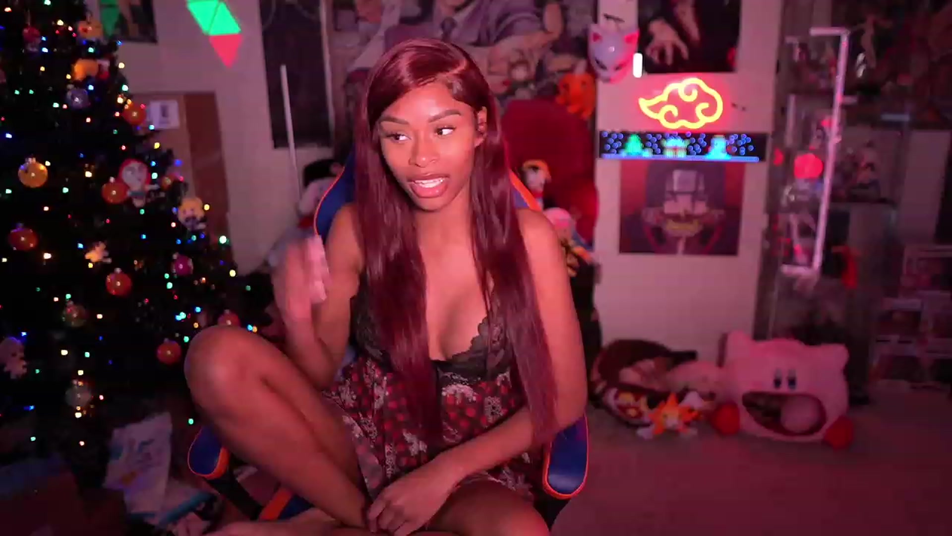 Gallery image thumbnail from LoveZia's myfreecams stream on, 12/19/2023, 06:09 image 1 of 20