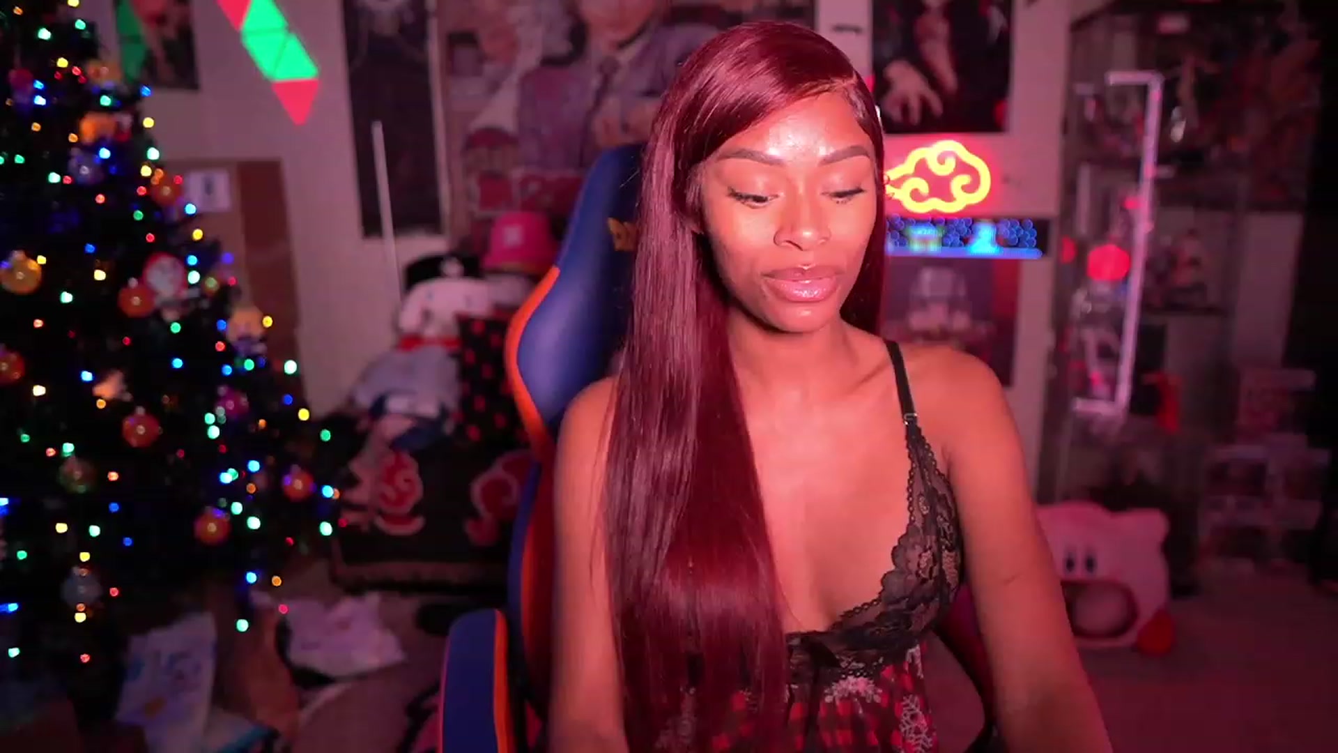 Gallery image thumbnail from LoveZia's myfreecams stream on, 12/19/2023, 06:09 image 18 of 20