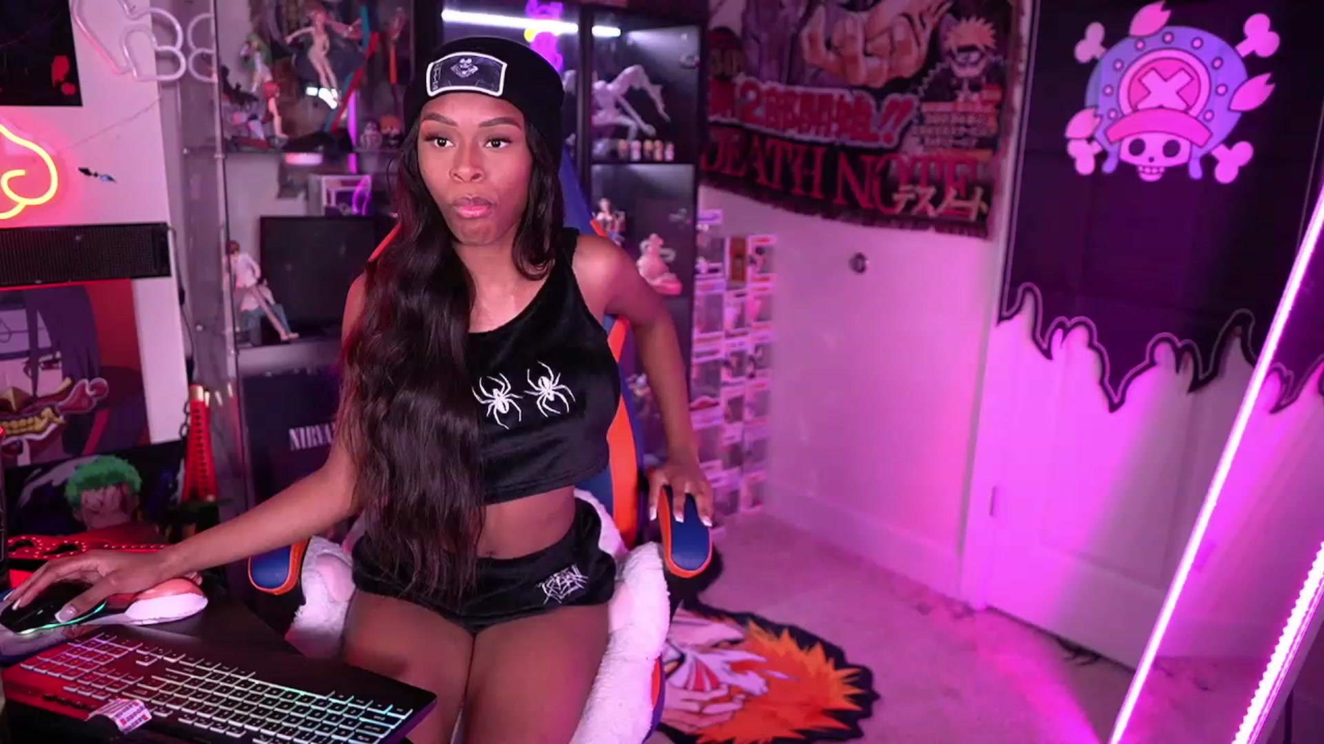 Gallery image thumbnail from LoveZia's myfreecams stream on, 01/19/2024, 04:58 image 12 of 20