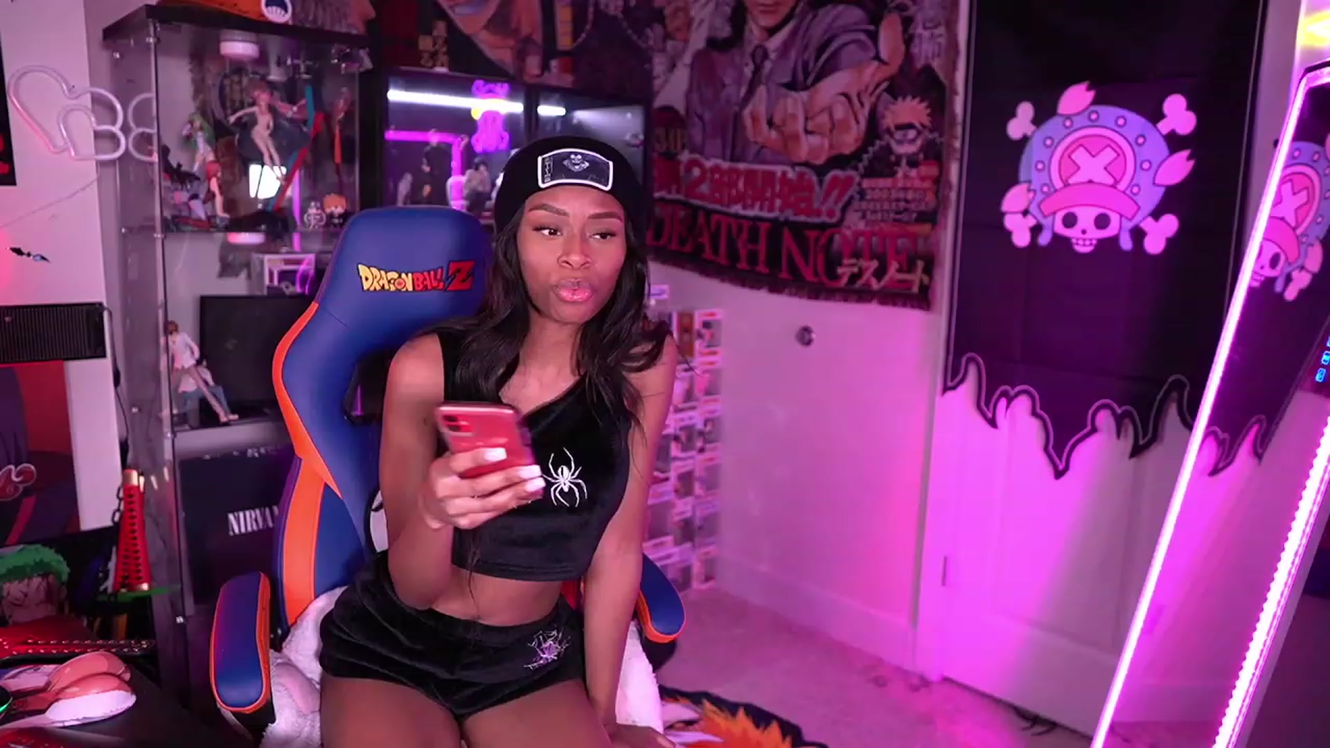 Gallery image thumbnail from LoveZia's myfreecams stream on, 01/19/2024, 04:58 image 13 of 20