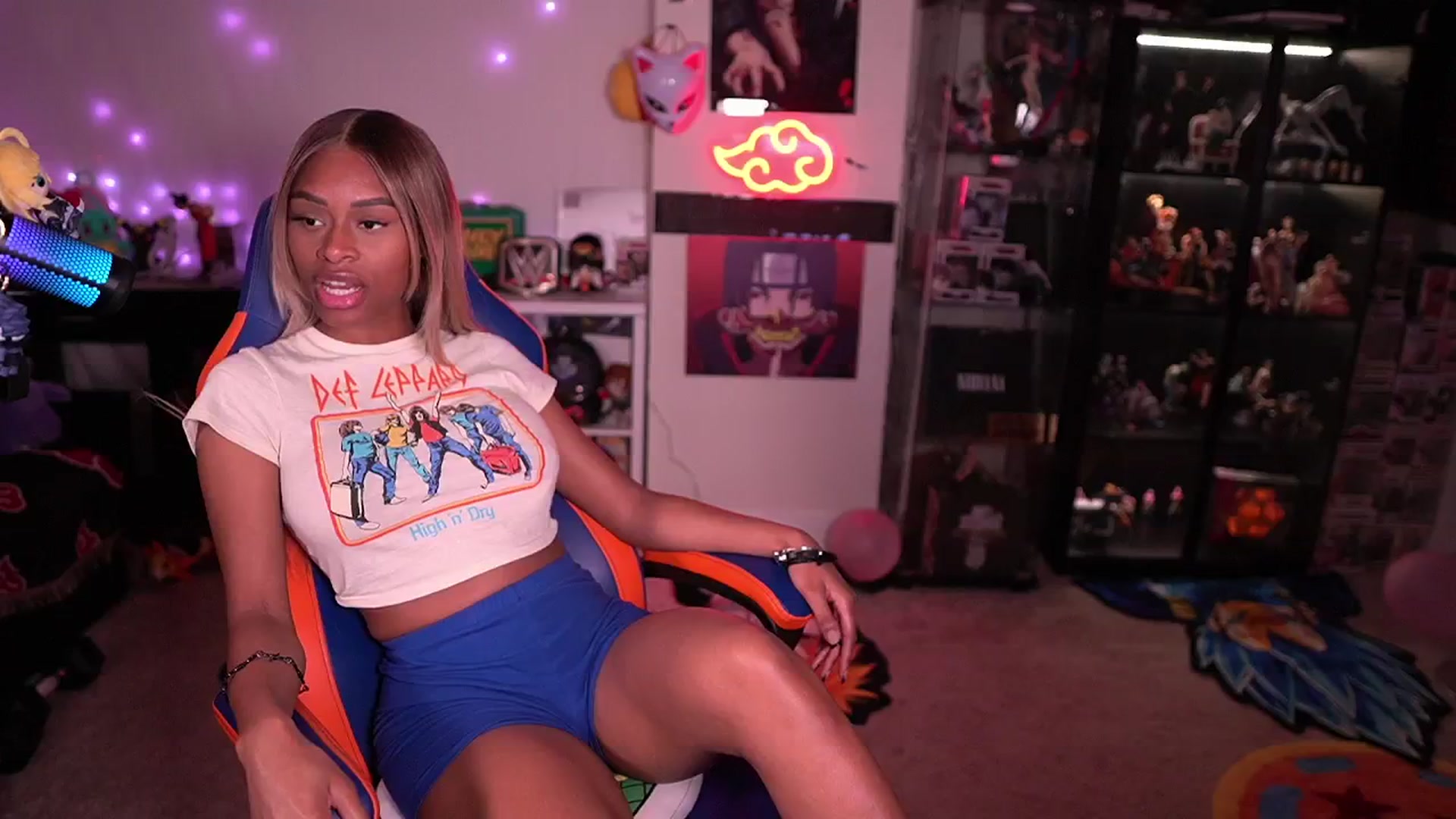 Gallery image thumbnail from LoveZia's myfreecams stream on, 04/23/2024, 03:02 image 16 of 20