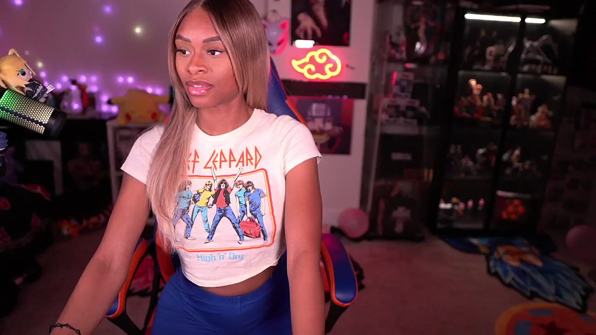 Gallery image thumbnail from LoveZia's myfreecams stream on, 04/23/2024, 03:02 image 1 of 20