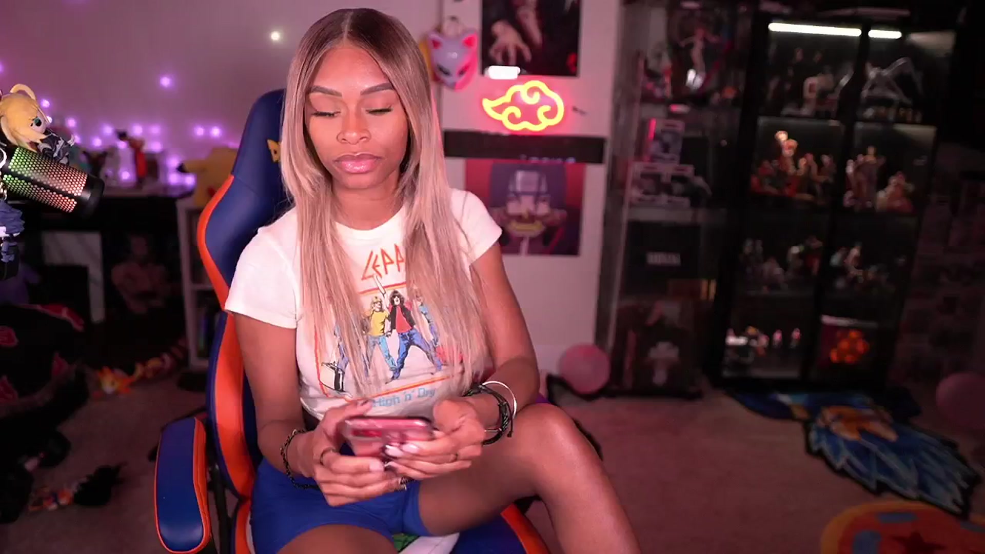 Gallery image thumbnail from LoveZia's myfreecams stream on, 04/23/2024, 03:02 image 14 of 20