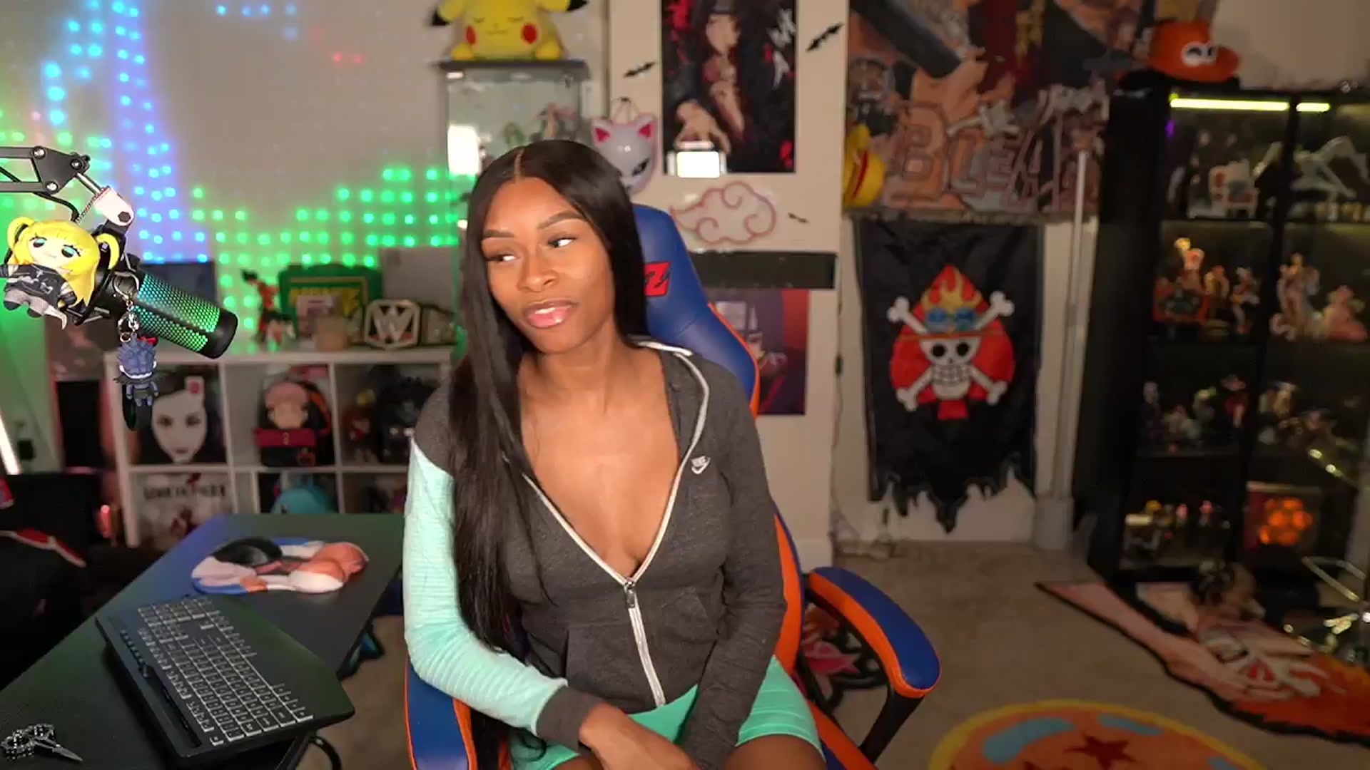 Gallery image thumbnail from LoveZia's myfreecams stream on, 05/03/2024, 02:19 image 10 of 20